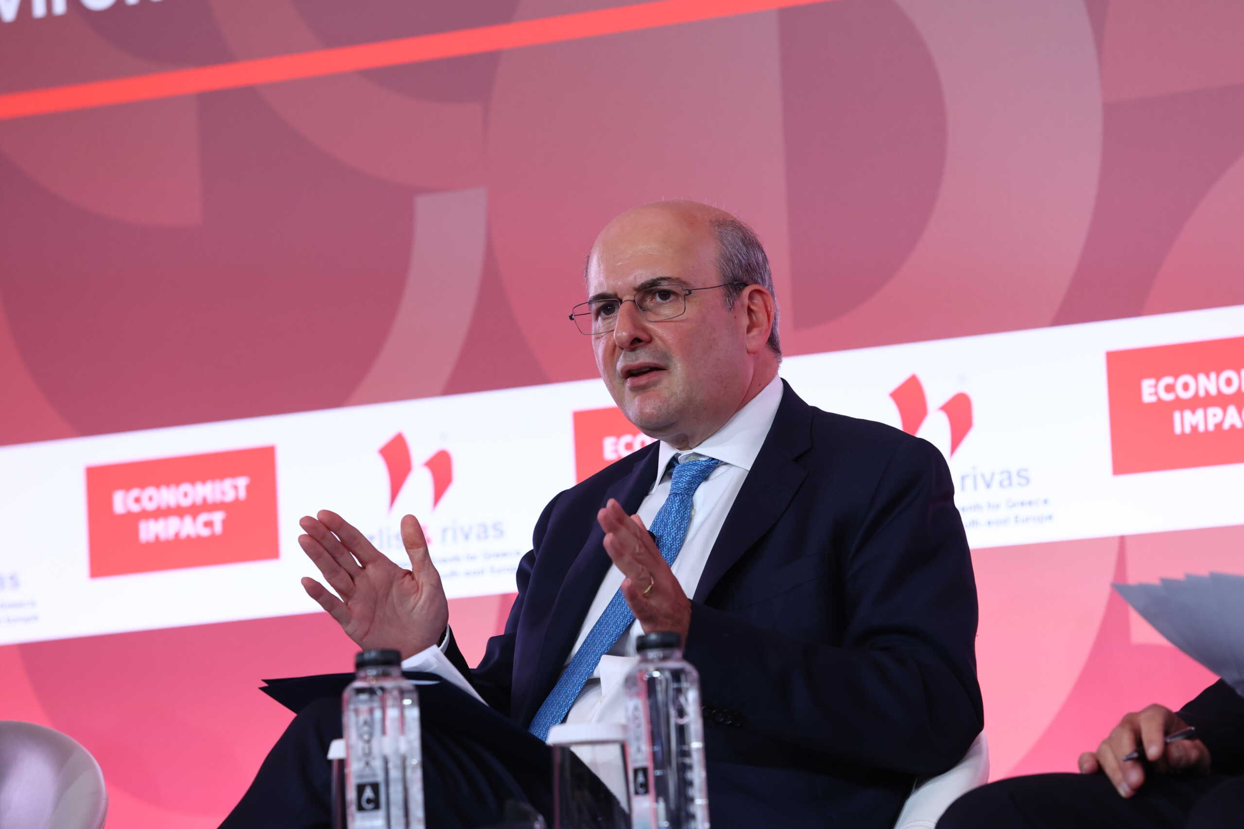 Χατζηδάκης: Εξορθολογισμός στα επιδόματα χωρίς αλλαγή του προϋπολογισμού