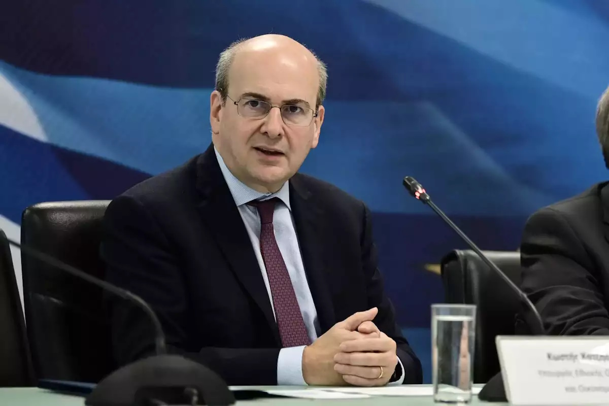 Χατζηδάκης: Κανένας συμβιβασμός στην προσπάθεια αναδιοργάνωσης της ΕΤΑΔ