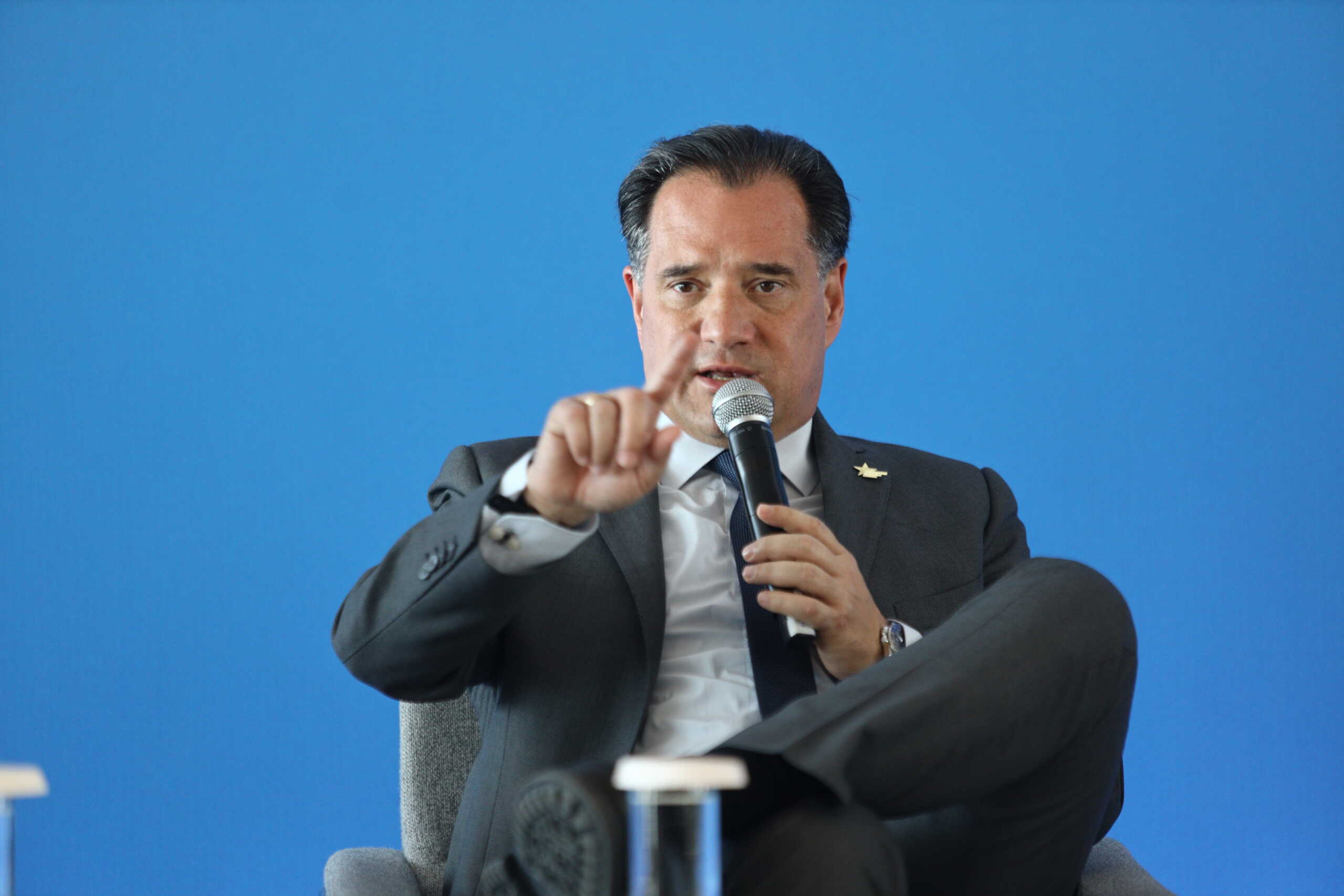 Άδωνις Γεωργιάδης: «Η τουρίστρια στη Μαγνησία δεν κατέληξε από έλλειψη γιατρών και είχε ιατρική κάλυψη»