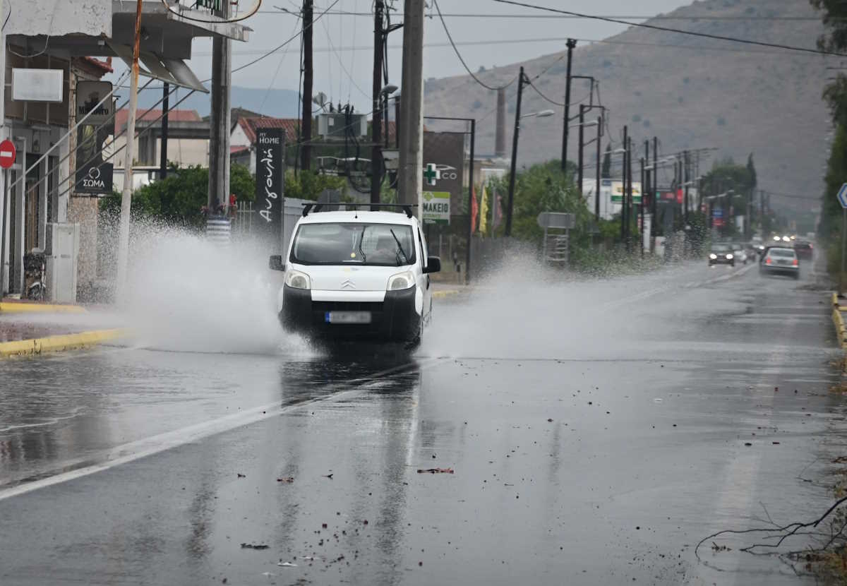 Καιρός: Καταιγίδες, κεραυνούς και χαλάζι φέρνει η «ψυχρή λίμνη» την Παρασκευή