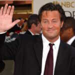 LOX02 - 20020120 - BEVERLY HILLS, CA, UNITED STATES : US actor Matthew Perry arrives at the 59th Annual Golden Globe Awards in Beverly Hills, CA, 20 January 2002.  
EPA PHOTO AFPI