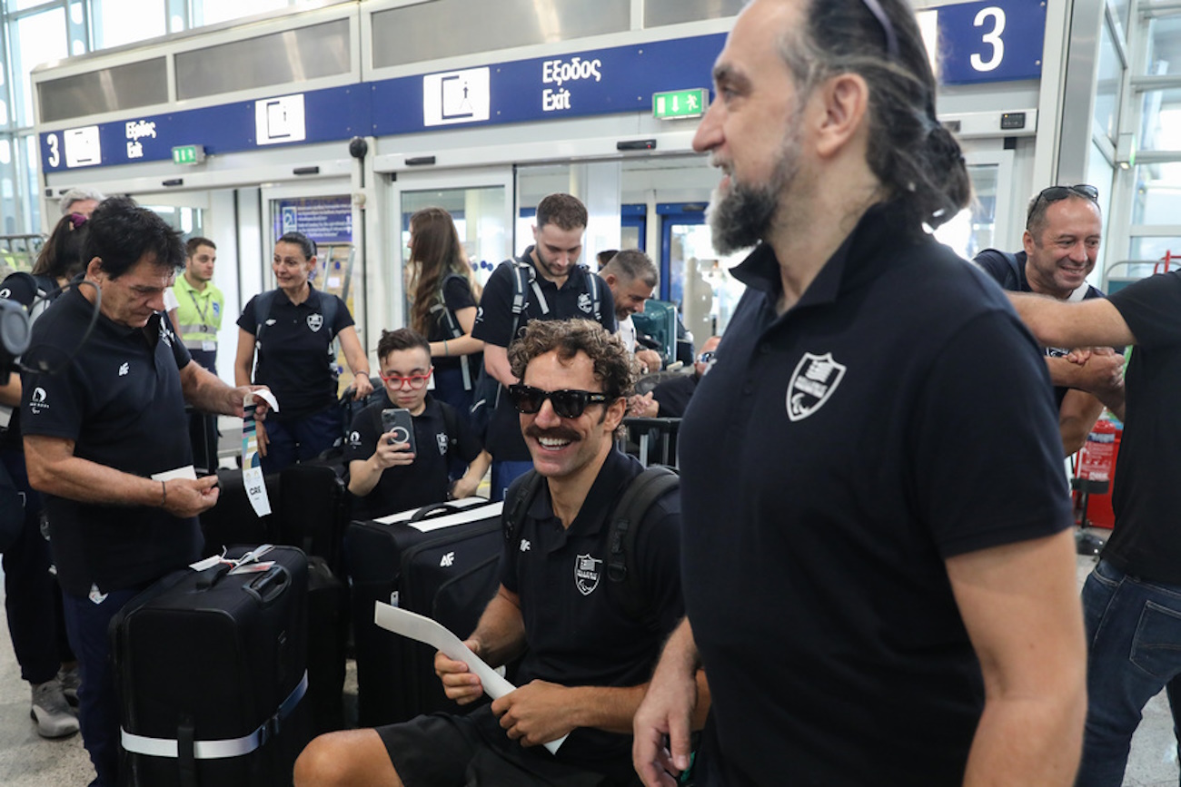 Αθλητές και αθλήτριες που θα συμμετάσχουν στους Παραολυμπιακούς Αγώνες Παρίσι 2024 ετοιμάζονται να αναχωρήσουν από το αεροδρόμιο Ελ. Βενιζέλος, Αθήνα, Τετάρτη 21 Αυγούστου 2024. Σαράντα αθλητές και αθλήτριες θα εκπροσωπήσουν την χώρα μας σε δέκα παραολυμπιακά αθλήματα (στίβος, κολύμβηση, μπότσια, ταεκβοντο, τζούντο, άρση βαρών σε πάγκο, σκοποβολή, ιππασία, ποδηλασία και τοξοβολία). Οι αγώνες θα λάβουν χώρα μεταξύ 28 Αυγούστου και 8 Σεπτεμβρίου στην γαλλική πρωτεύουσα. ΑΠΕ-ΜΠΕ