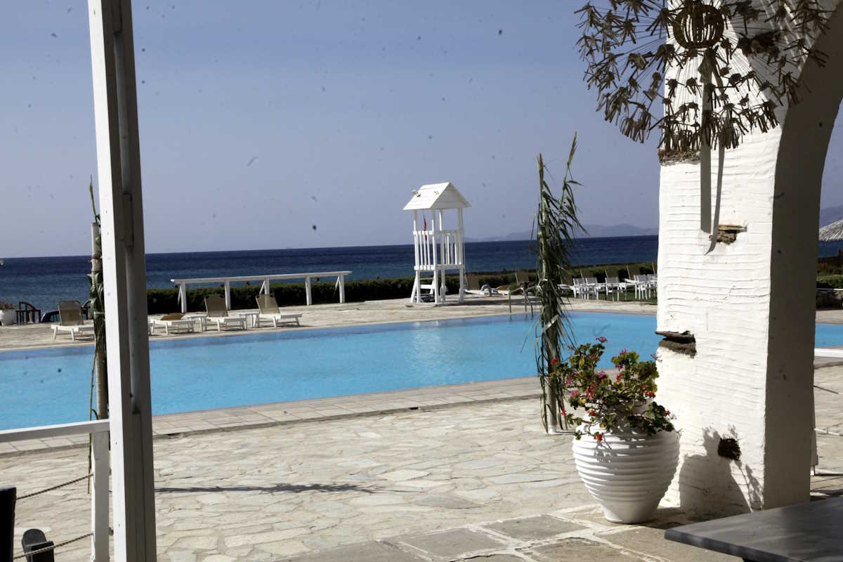 ΦΘΙΝΟΠΩΡΟ ΣΤΗΝ ΤΗΝΟ--ΦΩΤΟ  ΧΡΗΣΤΟΣ ΜΠΟΝΗΣ