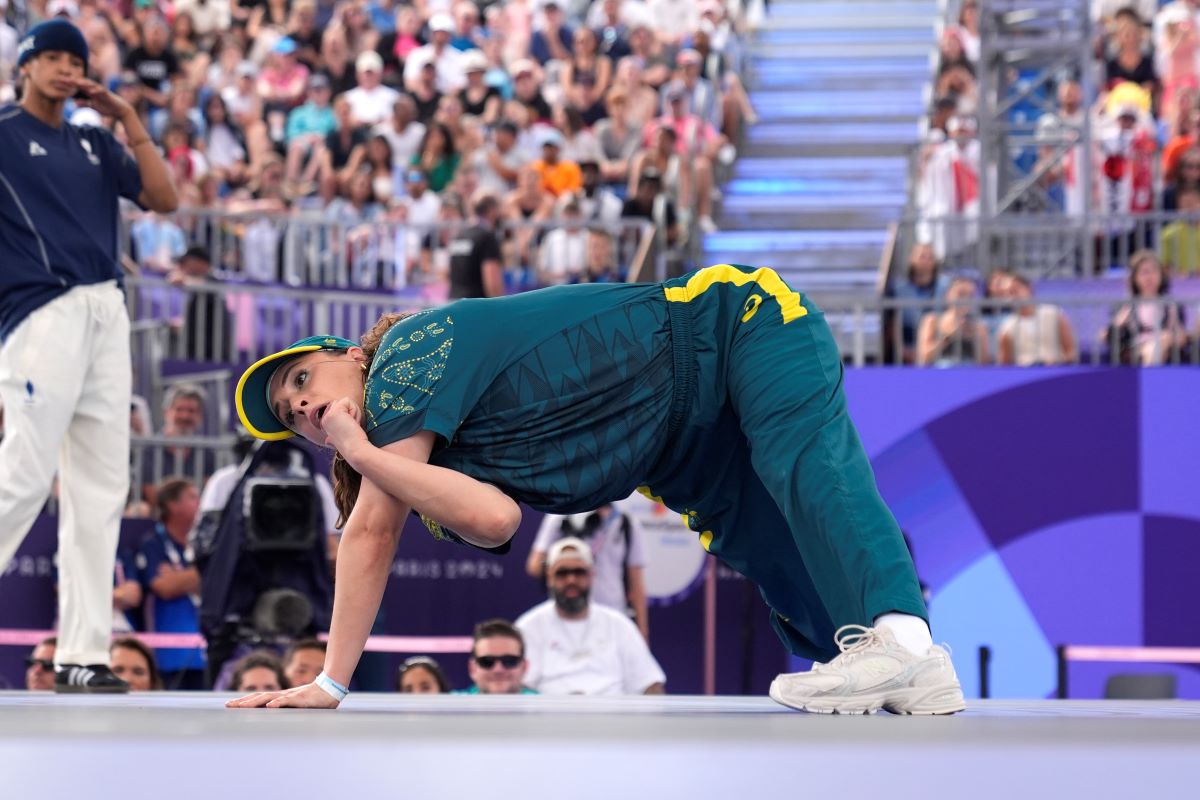 Αυστραλία: Συγκλονισμένη από το online μίσος η viral breakdancer στους Ολυμπιακούς Αγώνες που «χόρευε σαν 5χρονο»