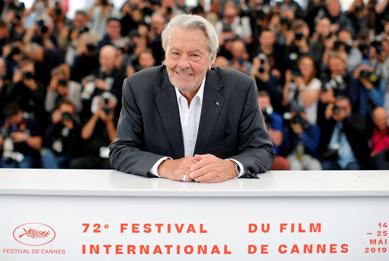 FILE PHOTO: 72nd Cannes Film Festival - Honorary Palme d’Or Award - Photocall - Cannes, France, May 19, 2019. Alain Delon poses. REUTERS