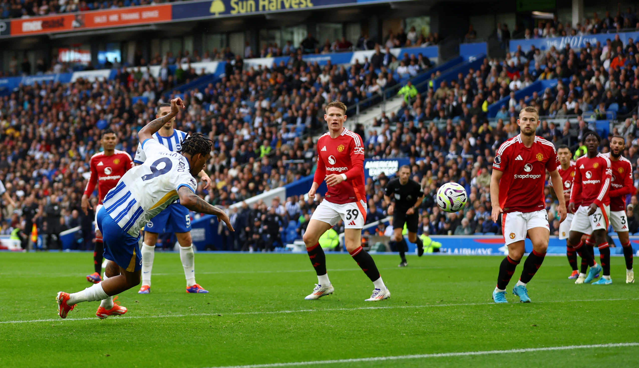 Soccer Football - Premier League - Brighton & Hove Albion v Manchester United - The American Express Community Stadium, Brighton, Britain - August 24, 2024 Brighton & Hove Albion's Joao Pedro scores their second goal Action Images via Reuters