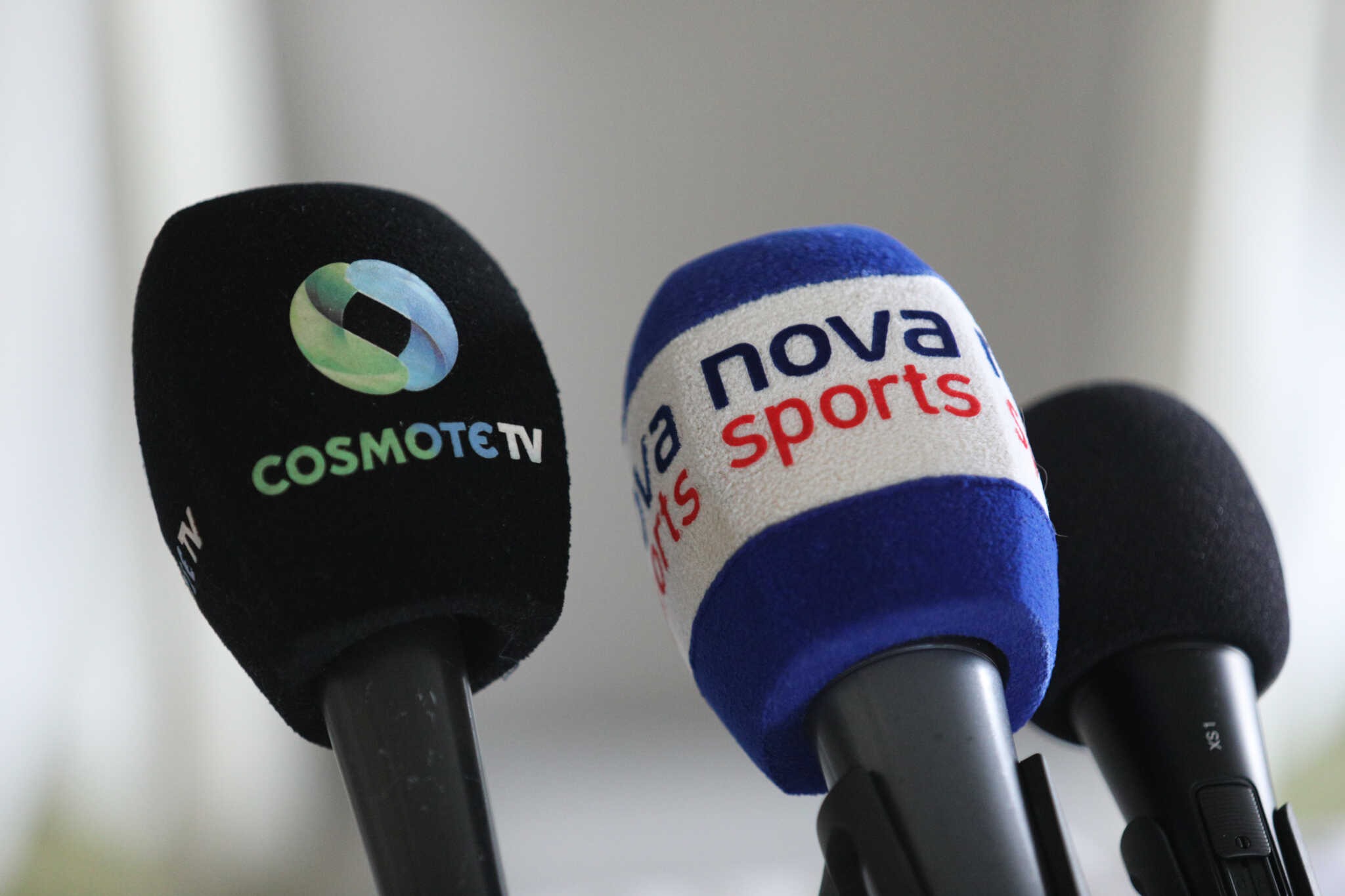 Εμπλοκή στα πειρατικά δίκτυα η συμφωνία Cosmote Tv με Nova