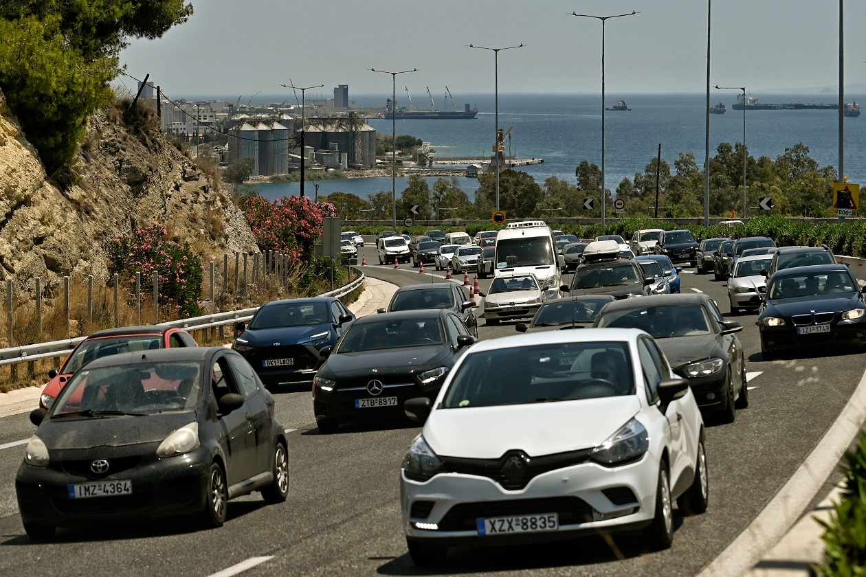 ΚΑΤΕΔΑΦΙΣΗ ΓΕΦΥΡΑΣ ΣΤΟ ΥΨΟΣ ΤΟΥ ΙΣΘΟΥ ΤΗΣ ΚΟΡΙΝΘΟΥ ΜΕΤΑ ΤΗ ΖΗΜΙΑ ΠΟΥ ΥΠΕΣΤΗ ΑΠΟ ΦΩΤΙΑ ΠΟΥ ΞΕΣΠΑΣΕ ΣΕ ΒΥΤΙΟΦΟΡΟ ΟΧΗΜΑ (ΒΑΣΙΛΗΣ ΨΩΜΑΣ