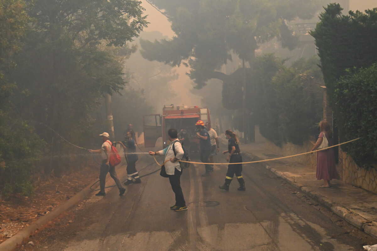 Πυρκαγιά στη Βορειοανατολική Αττική. Δευτέρα 12 Αυγούστου 2024  (ΚΩΣΤΑΣ ΤΖΟΥΜΑΣ