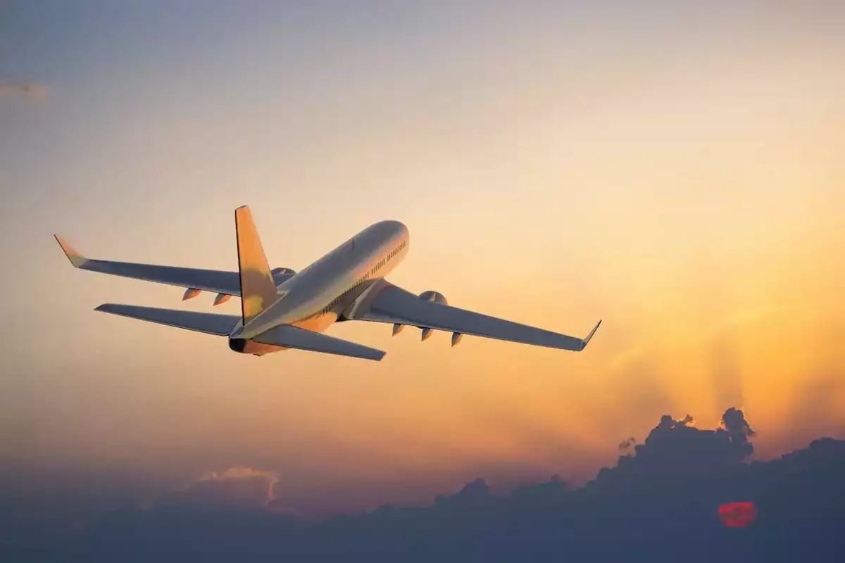 Σε επίπεδα ρεκόρ η αεροπορική κίνηση στην εναέρια κυκλοφορία