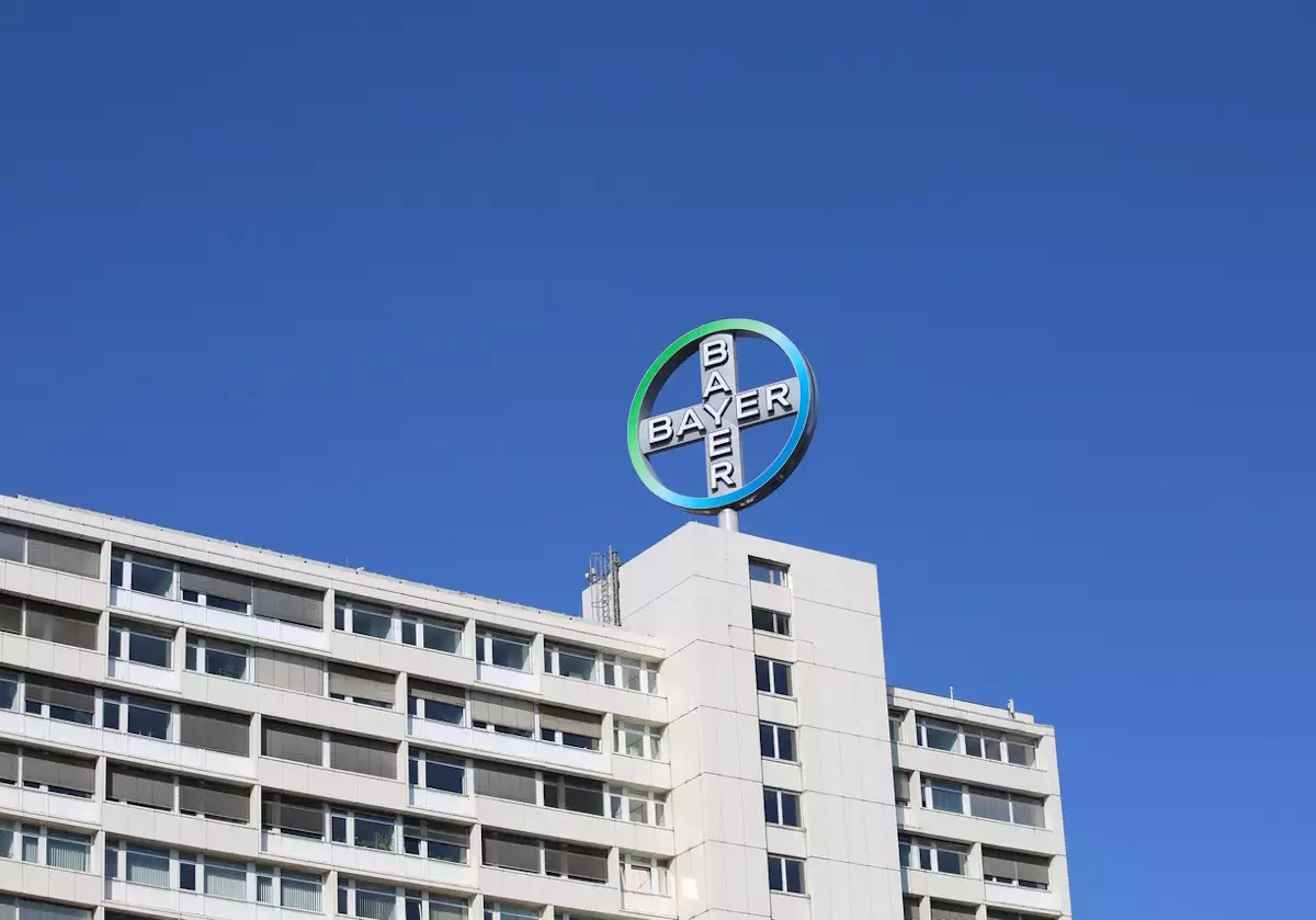 Bayer: Πέτυχε νομική νίκη σε διαμάχη για τη γλυφοσάτη