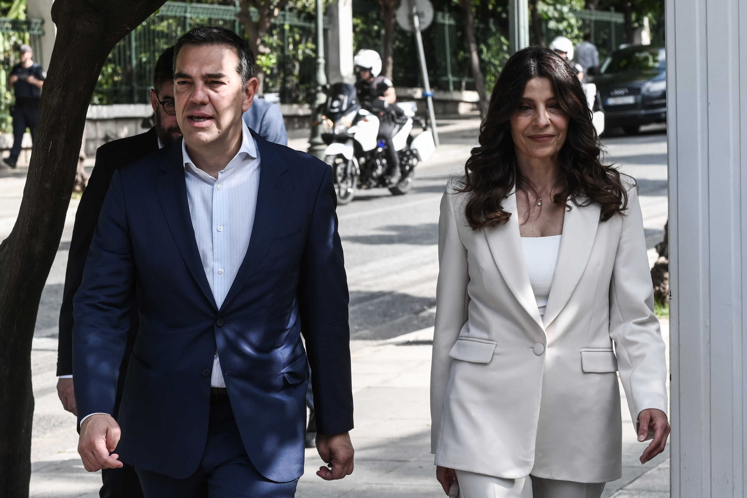 Συνάντηση του προέδρου του ΣΥΡΙΖΑ - Προοδευτική Συμμαχία Αλέξη Τσίπρα, με τον υπηρεσιακό Πρωθυπουργό Ιωάννη Σαρμά, Δευτέρα 12 Ιουνίου 2023.
(ΤΑΤΙΑΝΑ ΜΠΟΛΑΡΗ