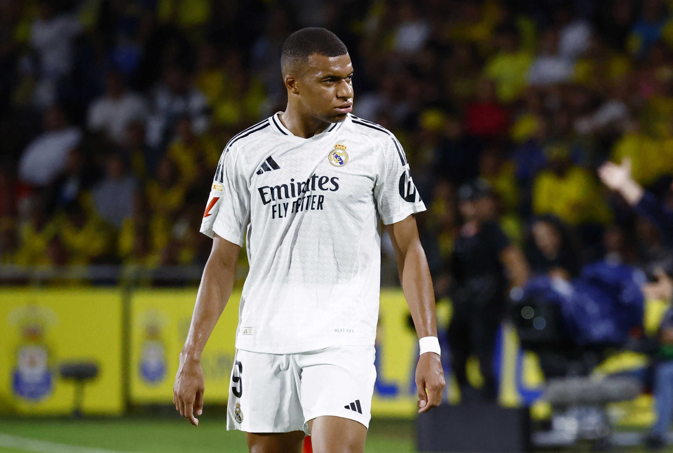 Soccer Football - LaLiga - Las Palmas v Real Madrid - Estadio Gran Canaria, Las Palmas, Spain - August 29, 2024 Real Madrid's Kylian Mbappe reacts during the match REUTERS