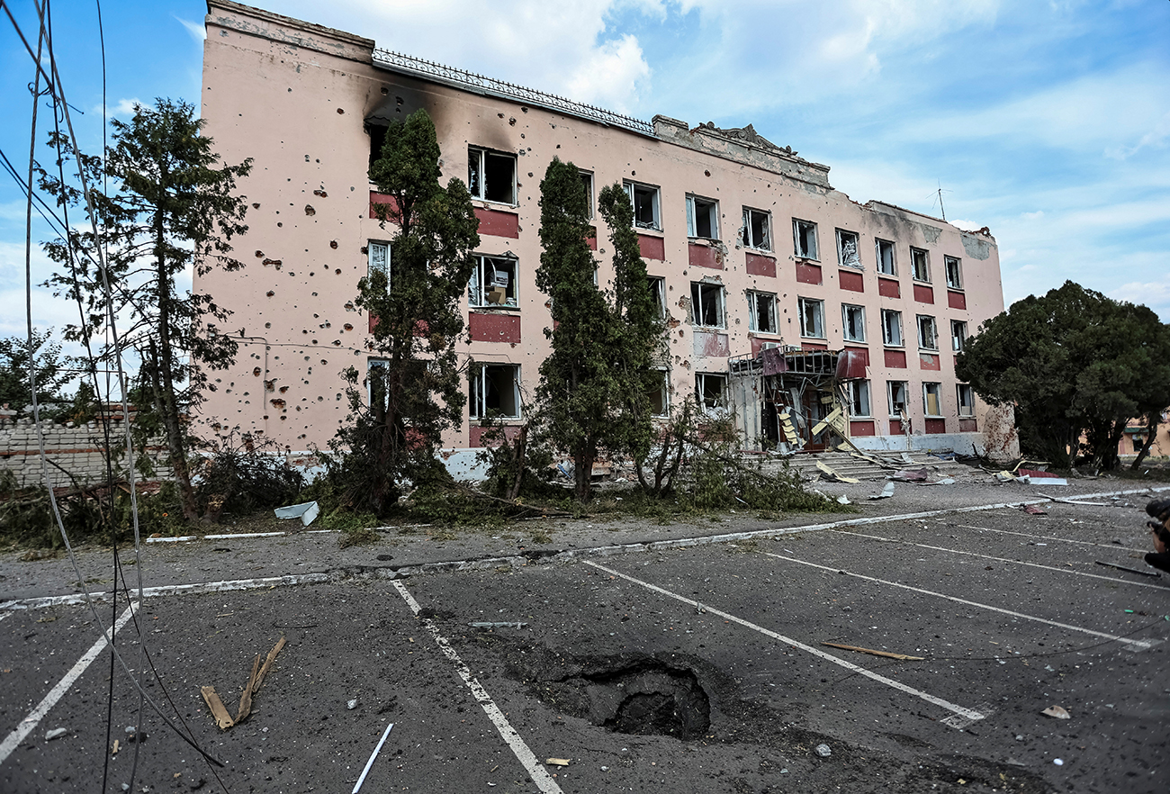A view shows a building, damaged during a recent fighting between Ukrainian and Russian forces in controlled by Ukrainian army the town of Sudzha, Kursk region, Russia August 16, 2024. REUTERS