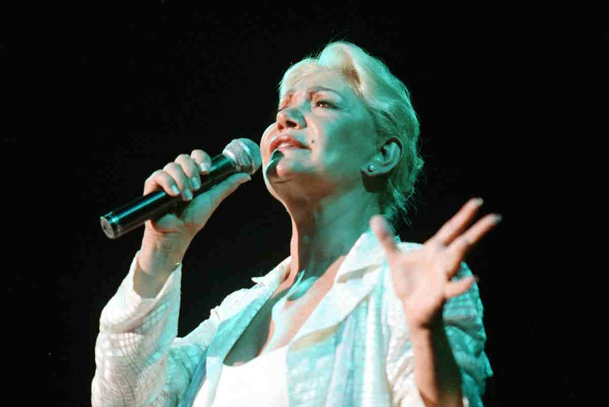 Μαρινέλλα: Οι μεγάλοι έρωτες με Καζαντζίδη και Βοσκόπουλο και η απόφαση κόντρα στο κατεστημένο