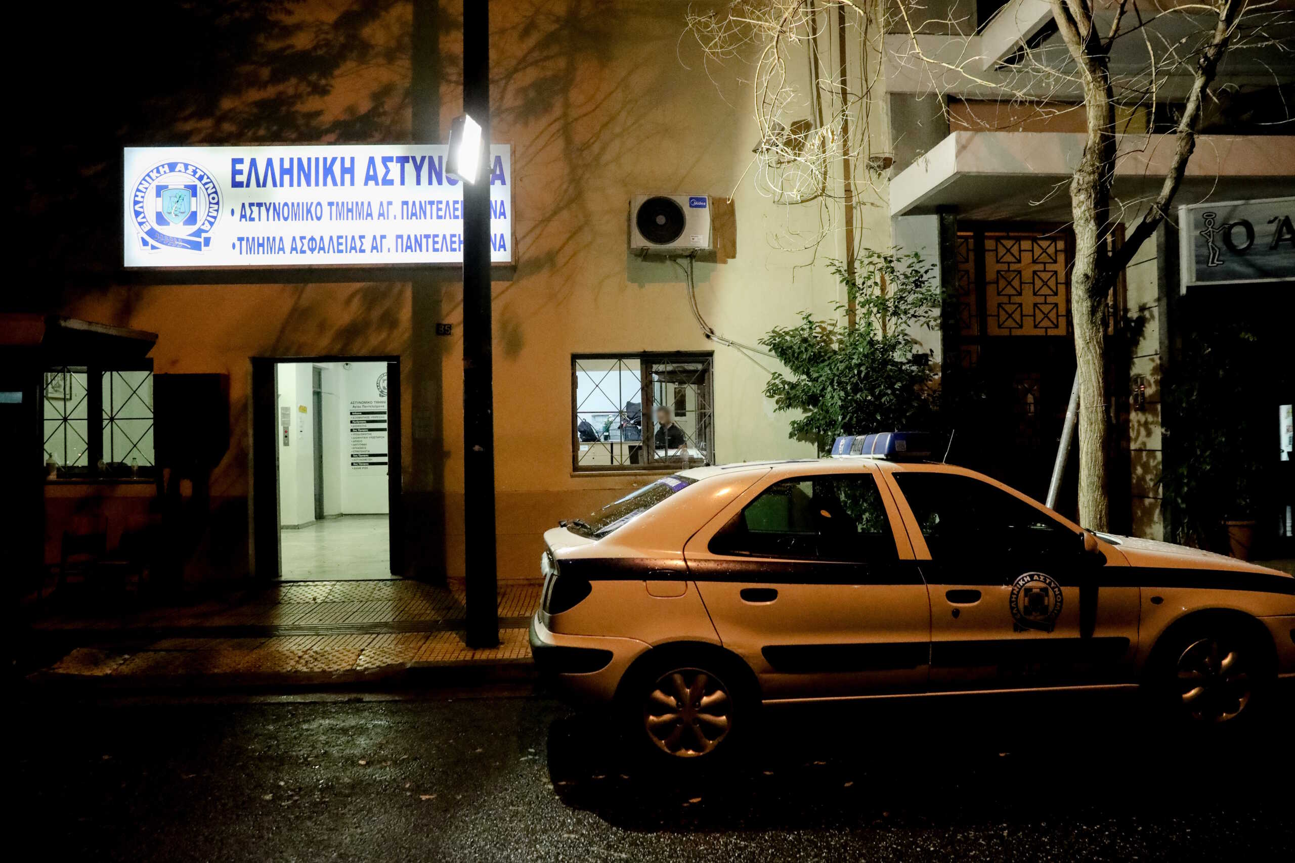 Tέλος στη ζωή του έδωσε ένας 32χρονος Δανός μέσα στα κρατητήρια του Αστυνομικού Τμήματος Αγίου Παντελεήμονα. Δευτέρα 11 Οκτωβρίου 2021 (ΓΙΑΝΝΗΣ ΠΑΝΑΓΟΠΟΥΛΟΣ