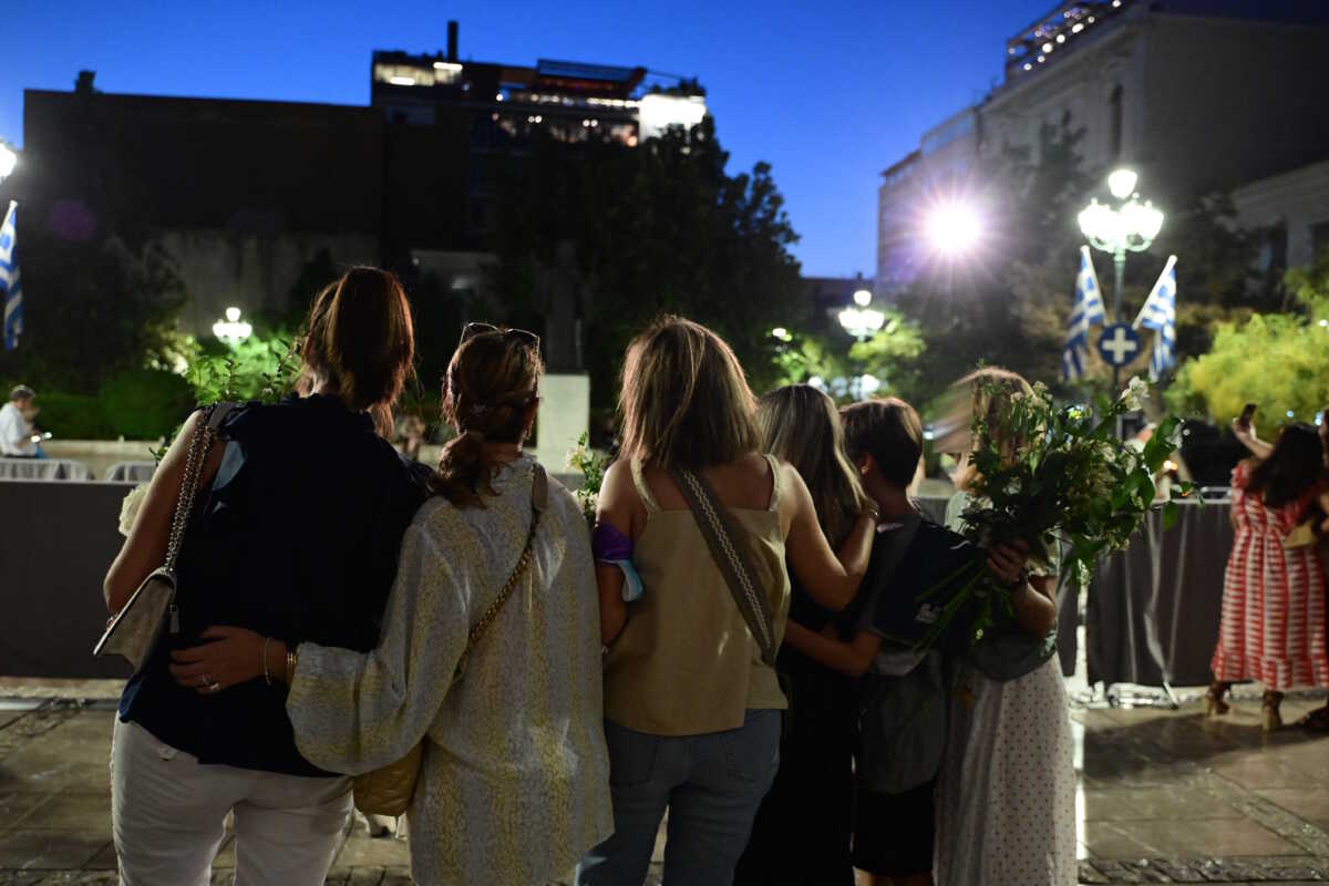 Γάμος της Θεοδώρας Γλύξμπουργκ με τον Μάθιου Κουμάρ στη Μητρόπολη Αθηνών