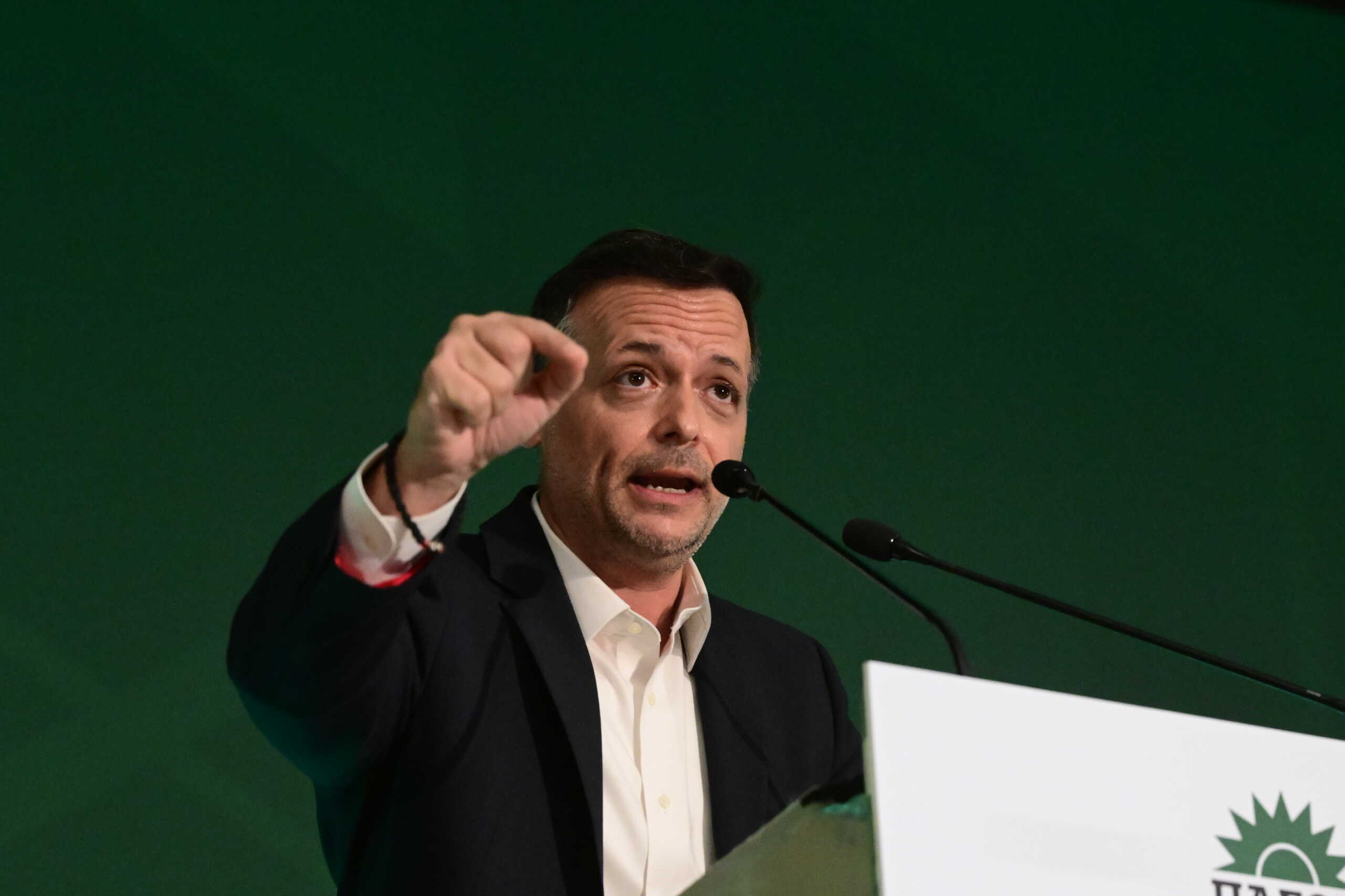 Ανοικτή συνεδρίαση της Κεντρικής Πολιτικής Επιτροπής του ΠΑΣΟΚ - Κινήματος Αλλαγής με ομιλίες των υποψηφίων Προέδρων του κόμματος στις εκλογές της 6ης Οκτωβρίου, στο Στάδιο Ειρήνης και Φιλίας, Κυριακή 15 Σεπτεμβρίου 2024.  
(ΤΑΤΙΑΝΑ ΜΠΟΛΑΡΗ