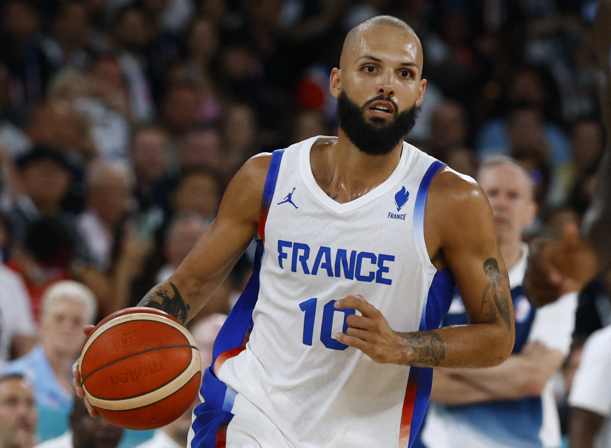 Paris 2024 Olympics - Basketball - Men's Gold Medal Game - France vs United States - Bercy Arena, Paris, France - August 10, 2024. Evan Fournier of France in action. REUTERS