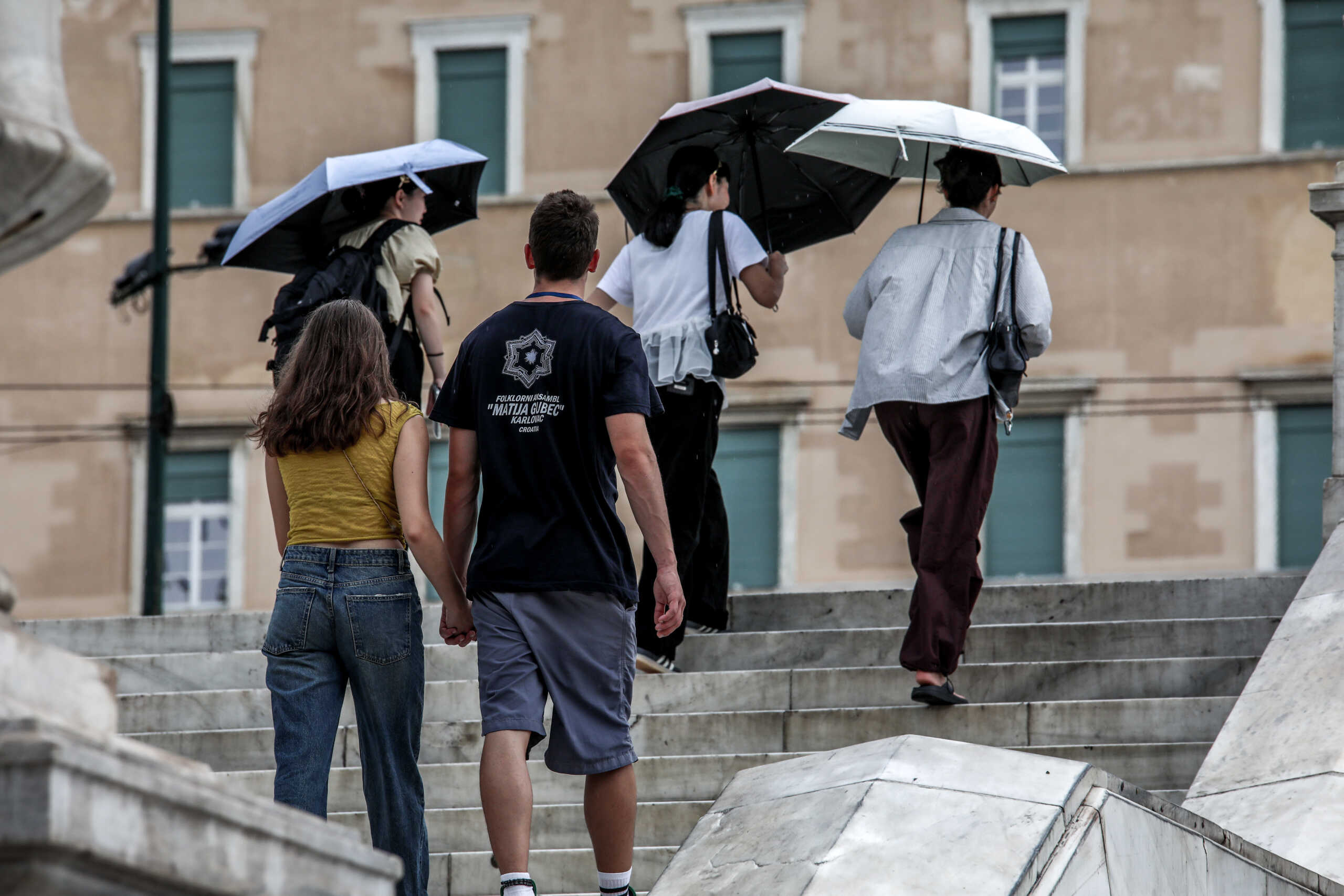 Βροχή στην Αθήνα, Παρασκευή 30 Αυγούστου 2024. 
 (ΜΑΡΙΑΝΘΗ ΤΣΟΜΠΑΝΟΠΟΥΛΟΥ