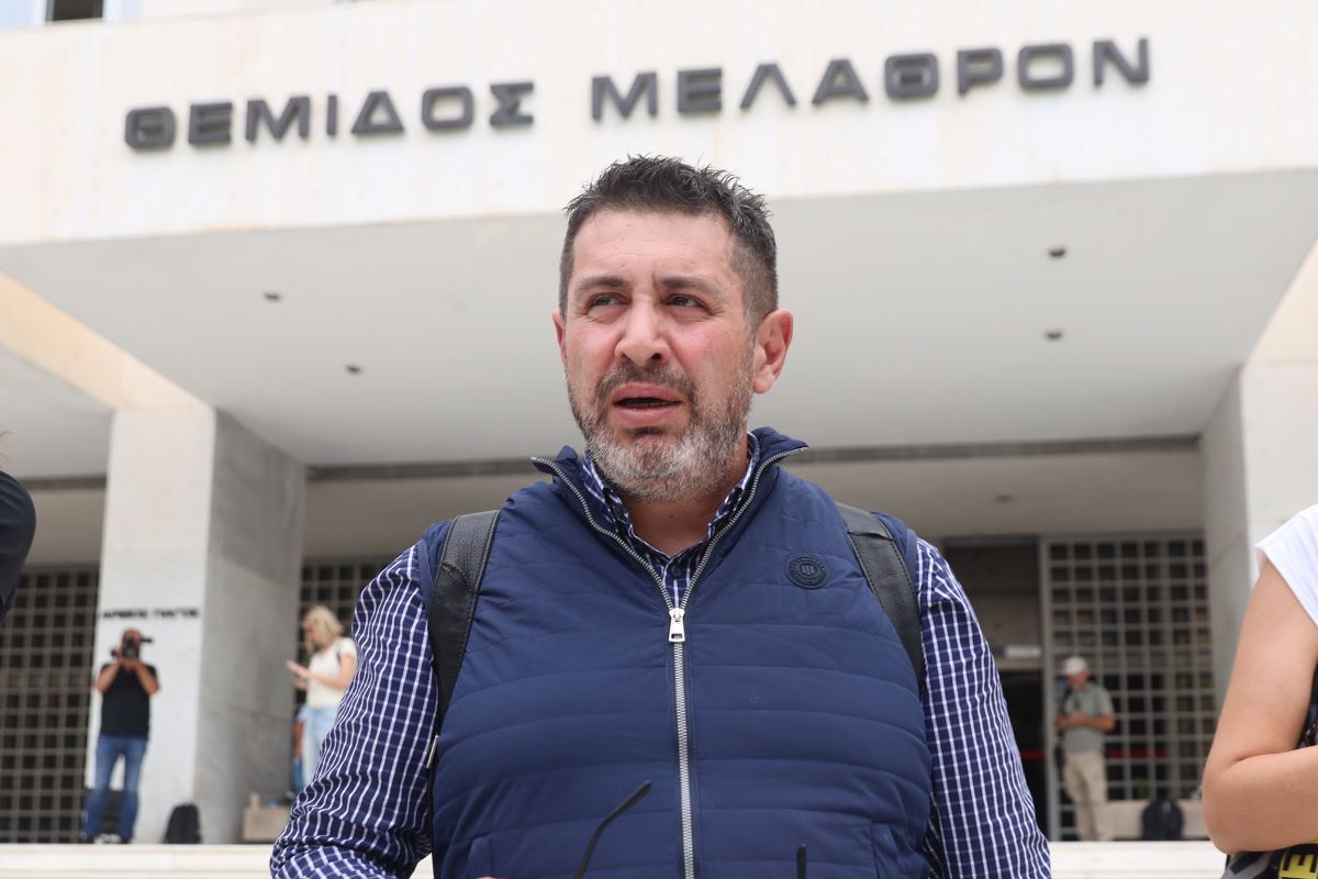Χαλκιδική: «Το παληκάρι μου μπήκε σε ένα μηχάνημα εντελώς σάπιο» λέει ο πατέρας του 19χρονου που σκοτώθηκε στο λούνα παρκ