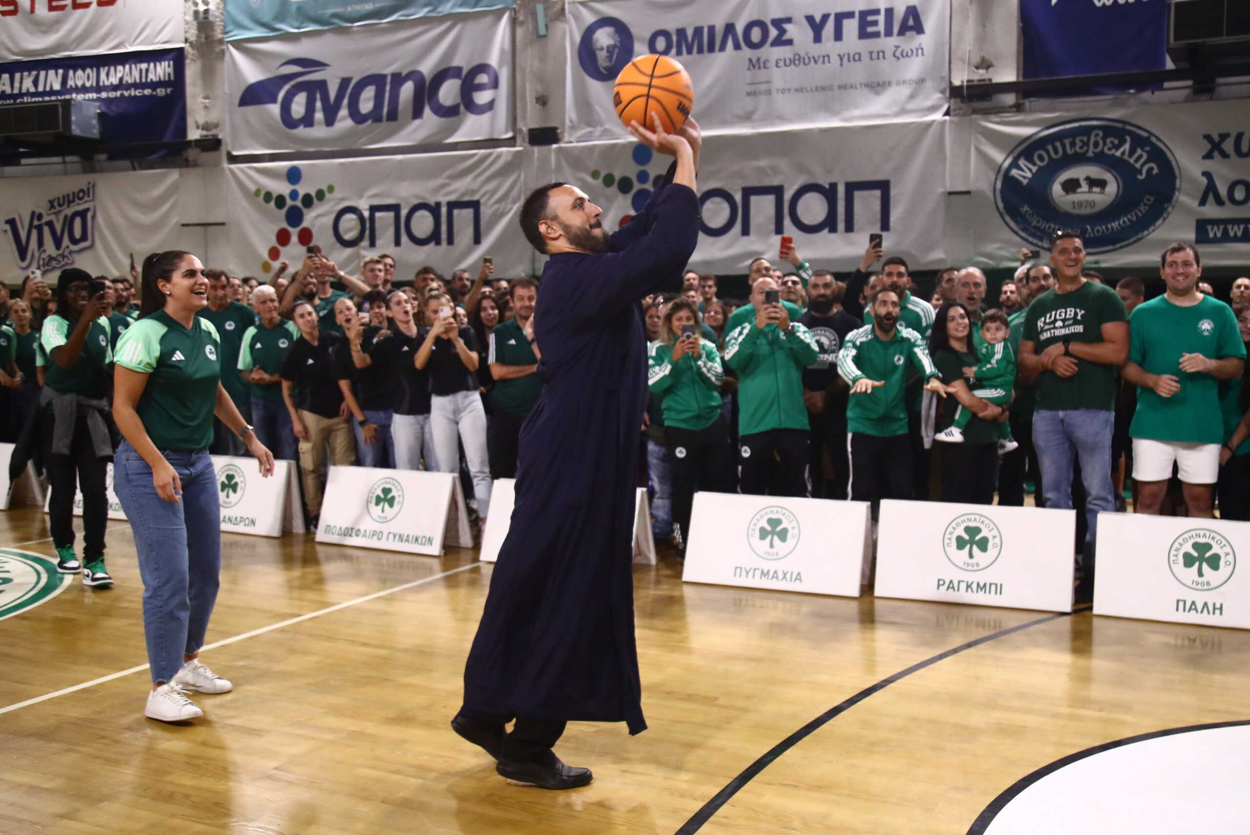 MEDIA DAY ΚΑΙ ΑΓΙΑΣΜΟΣ ΤΟΥ ΕΡΑΣΙΤΕΧΝΗ ΠΑΝΑΘΗΝΑΙΚΟΥ (ΜΑΡΚΟΣ ΧΟΥΖΟΥΡΗΣ