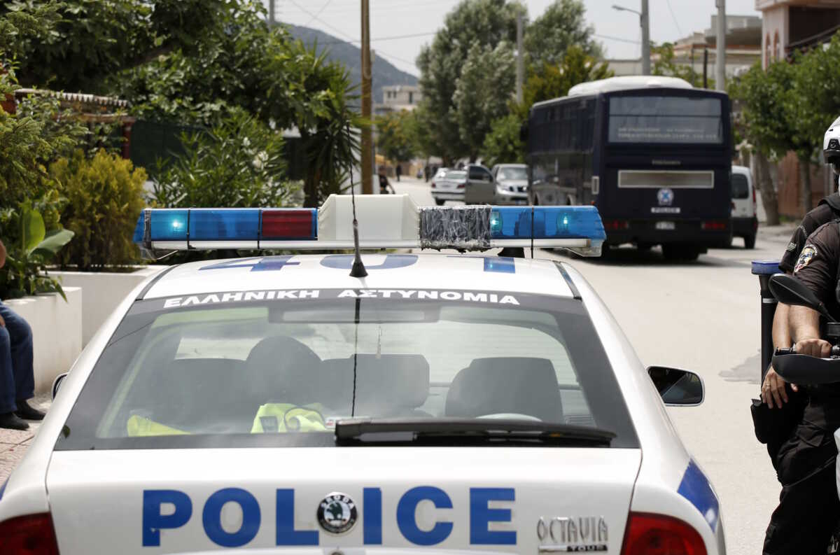 Θανάσιμος τραυματισμός 11χρονου μαθητή στο προαύλιο του 6ου Δημοτικόυ Σχολείου Αχαρνών από αδέσποτη σφαίρα κατα την διάρκεια σχολικής γιορτής.
(EUROKINISSI