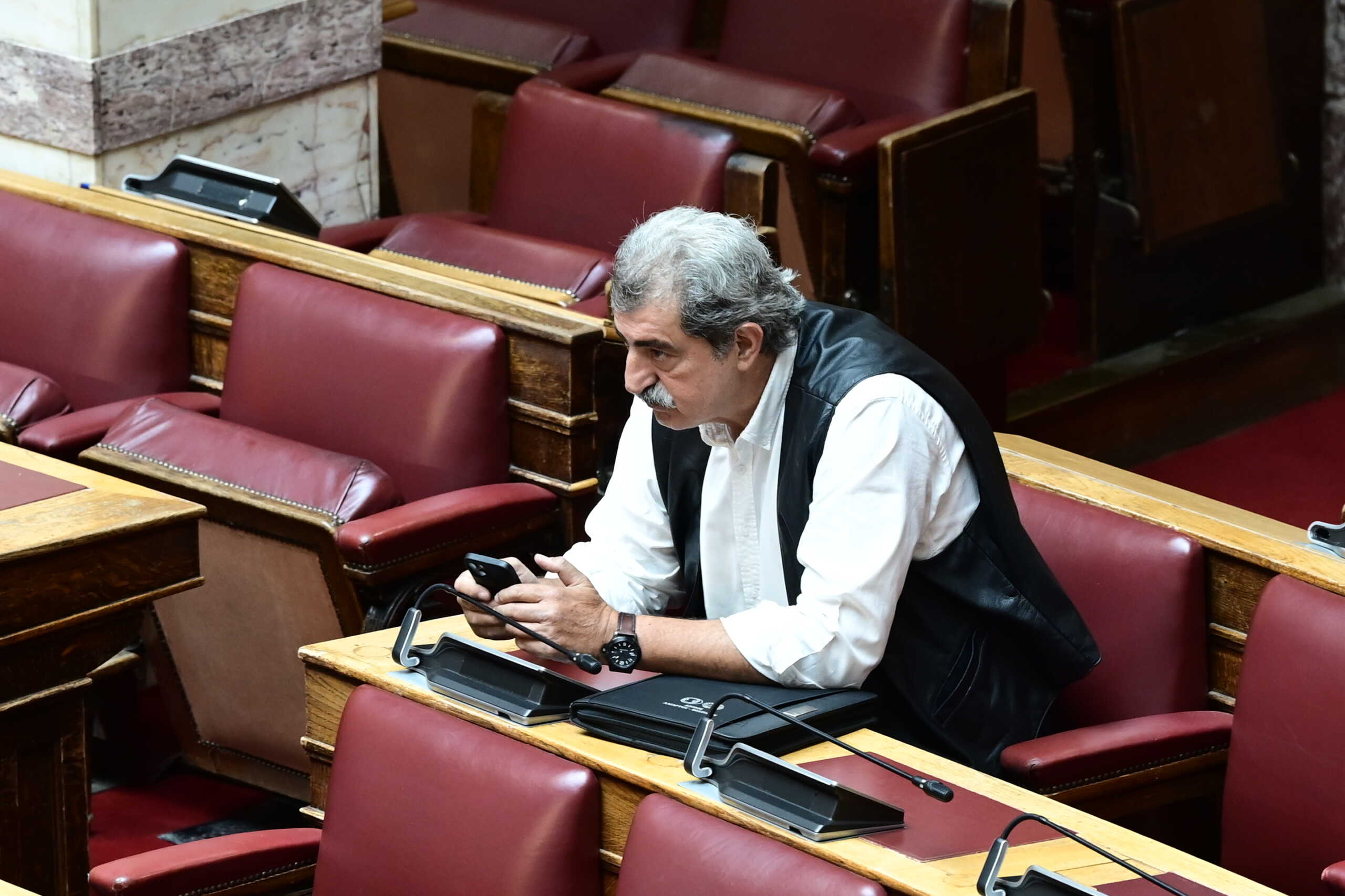 Συζήτηση στην Ολομέλεια της Βουλής του σχεδίου νόμου "Ρυθμίσεις για την Ψηφιακή Εκπαιδευτική Πύλη και το Ψηφιακό Φροντιστήριο, επαγγελματικός προσανατολισμός στη δευτεροβάθμια εκπαίδευση, μέτρα στήριξης του εκπαιδευτικού συστήματος στις απομακρυσμένες περιοχες και λοιπές ρυθμίσεις του Υπουργείου Παιδείας, Θρησκευμάτων και Αθλητισμού", Παρασκευή 26 Ιουλίου 2024. 
(ΜΙΧΑΛΗΣ ΚΑΡΑΓΙΑΝΝΗΣ