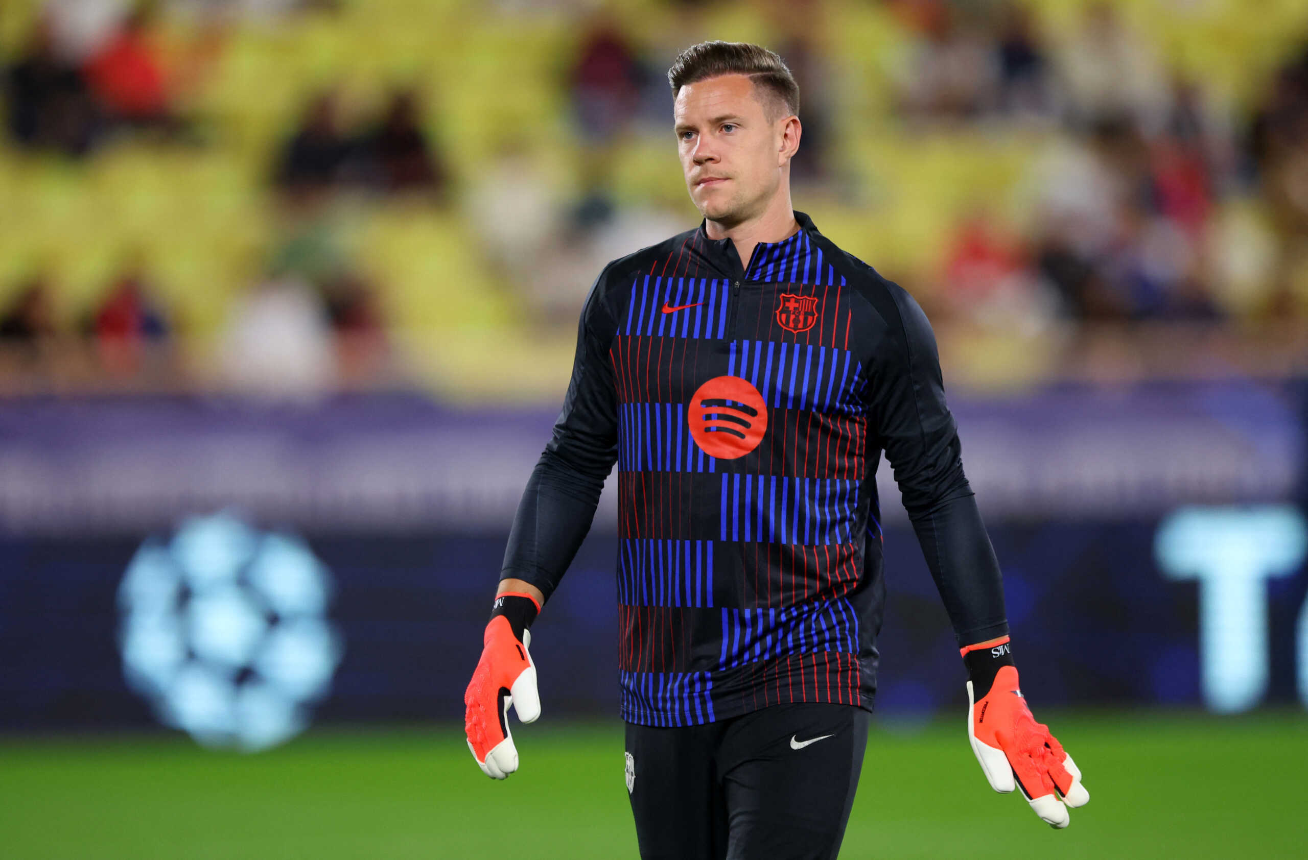 Soccer Football - Champions League - AS Monaco v FC Barcelona - Stade Louis II, Monaco - September 19, 2024 FC Barcelona's Marc-Andre ter Stegen during the warm up before the match REUTERS