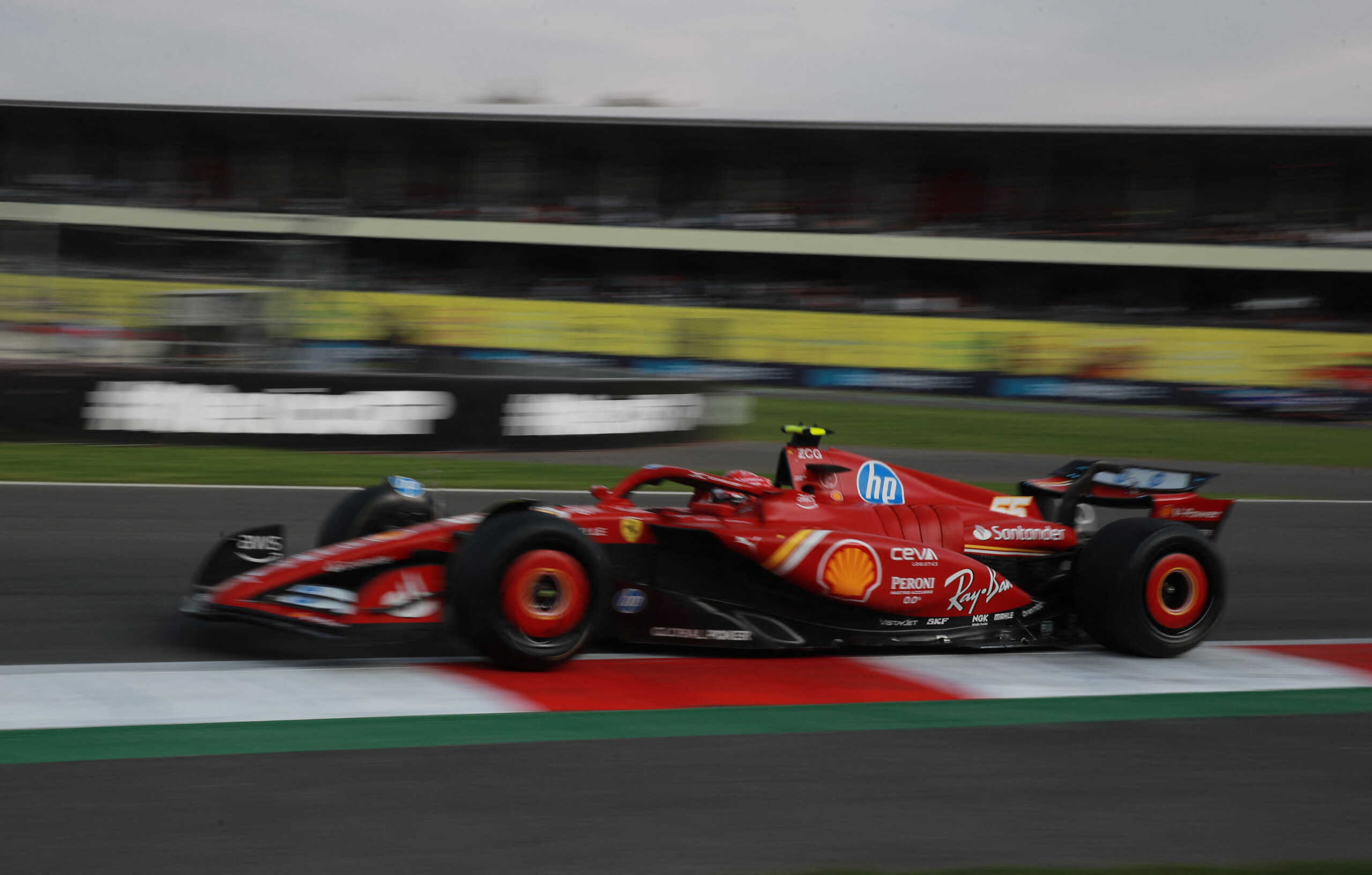 Formula One F1 - Mexico City Grand Prix - Autodromo Hermanos Rodriguez, Mexico City, Mexico - October 25, 2024 Ferrari's Carlos Sainz Jr. during practice REUTERS