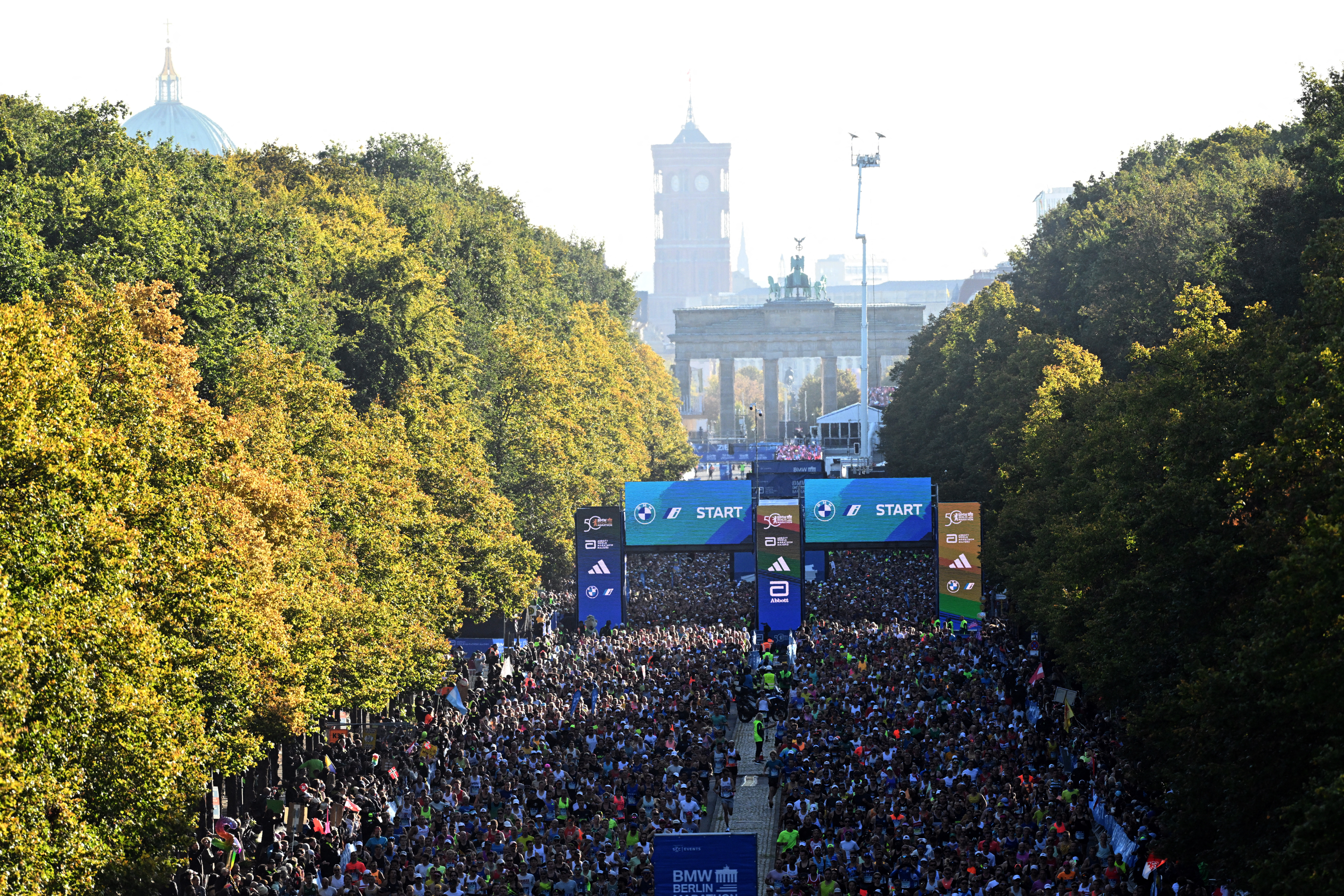 Athletics - Berlin Marathon - Berlin, Germany - September 29, 2024 General view at the start of the races REUTERS