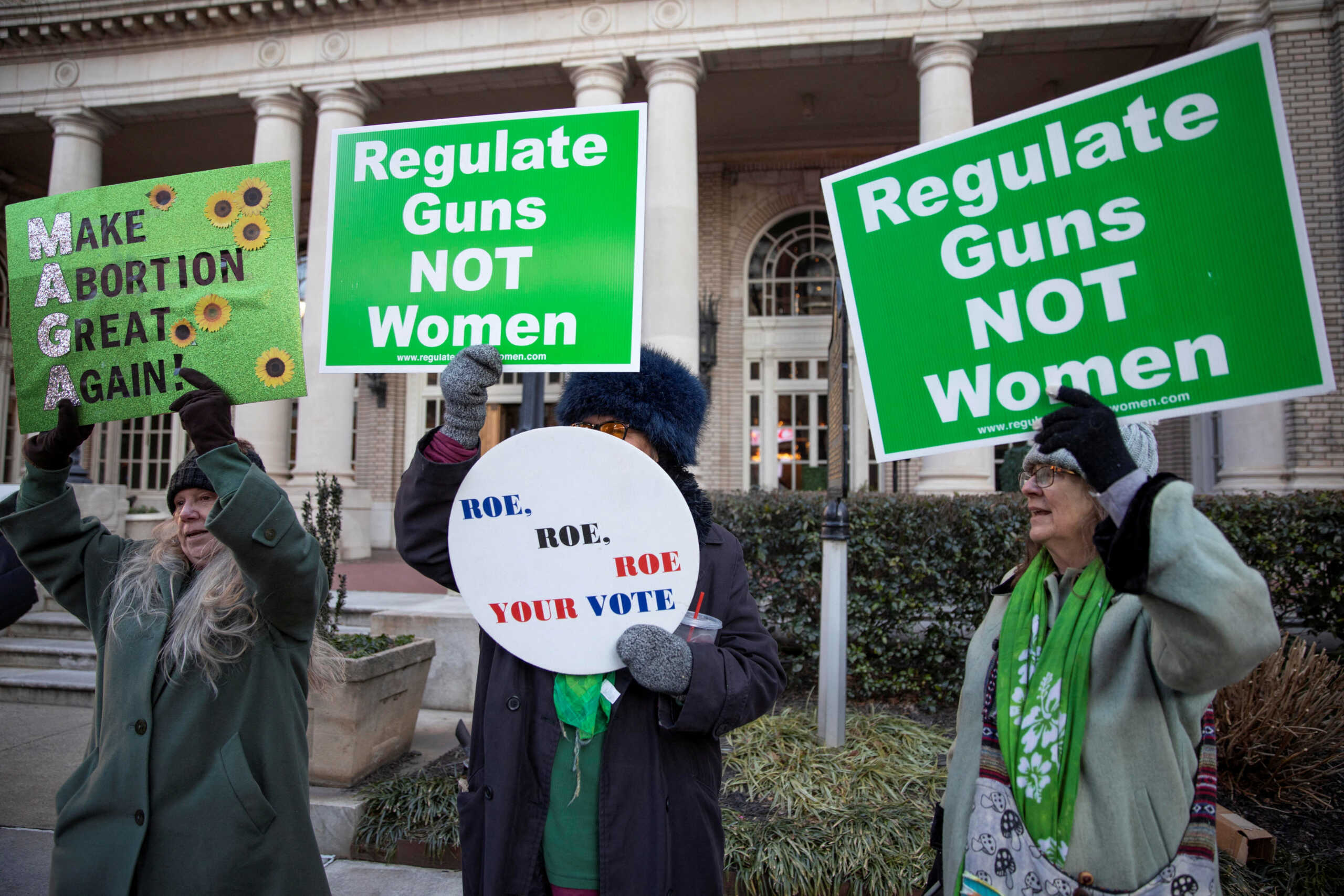 FILE PHOTO: Abortion rights demonstrators rally during the annual Women's March in Atlanta, Georgia, U.S., January 20, 2024. REUTERS