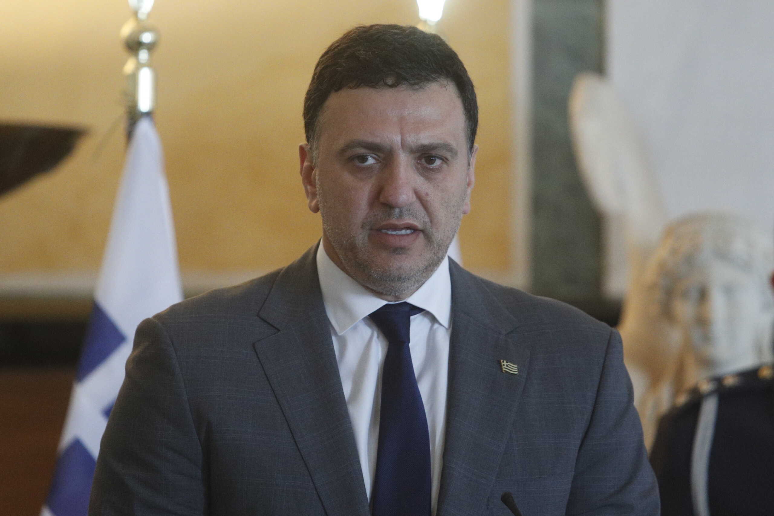 εκδήλωση του Υπουργείου Κλιματικής Κρίσης και Πολιτικής Προστασίας στην Ακαδημία Αθηνών για την υπογραφή σύμβασης από τον υπουργό Κλιματικής Κρίσης και Πολιτικής Προστασίας, Βασίλη Κικίλια σχετικά με την προμήθεια τριών ελικοπτέρων μεσαίου μεγέθους στο πλαίσιο της υλοποίησης του προγράμματος ΑΙΓΙΣ, Πέμπτη 23 Μαΐου 2024. 
(ΣΩΤΗΡΗΣ ΔΗΜΗΤΡΟΠΟΥΛΟΣ