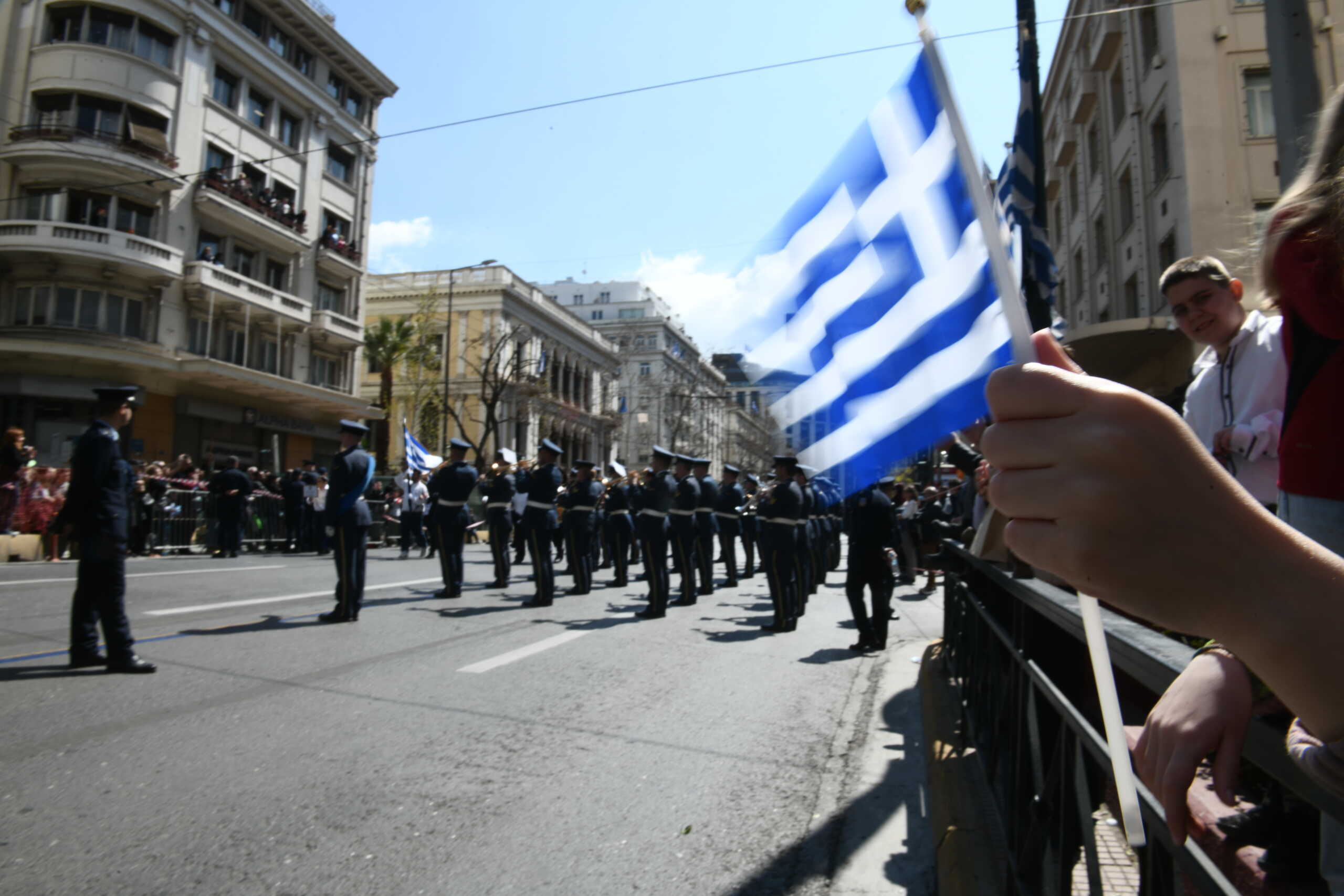 Παρέλαση μαθητών, σπουδαστών, προσκόπων και οδηγών μπροστά από το Μνημείο του Άγνωστου Στρατιώτη στην Αθήνα για την εθνική επέτειο της 25ης Μαρτίου στην Αθήνα, Παρασκευή 24 Μαρτίου 2023.
(ΤΑΤΙΑΝΑ ΜΠΟΛΑΡΗ