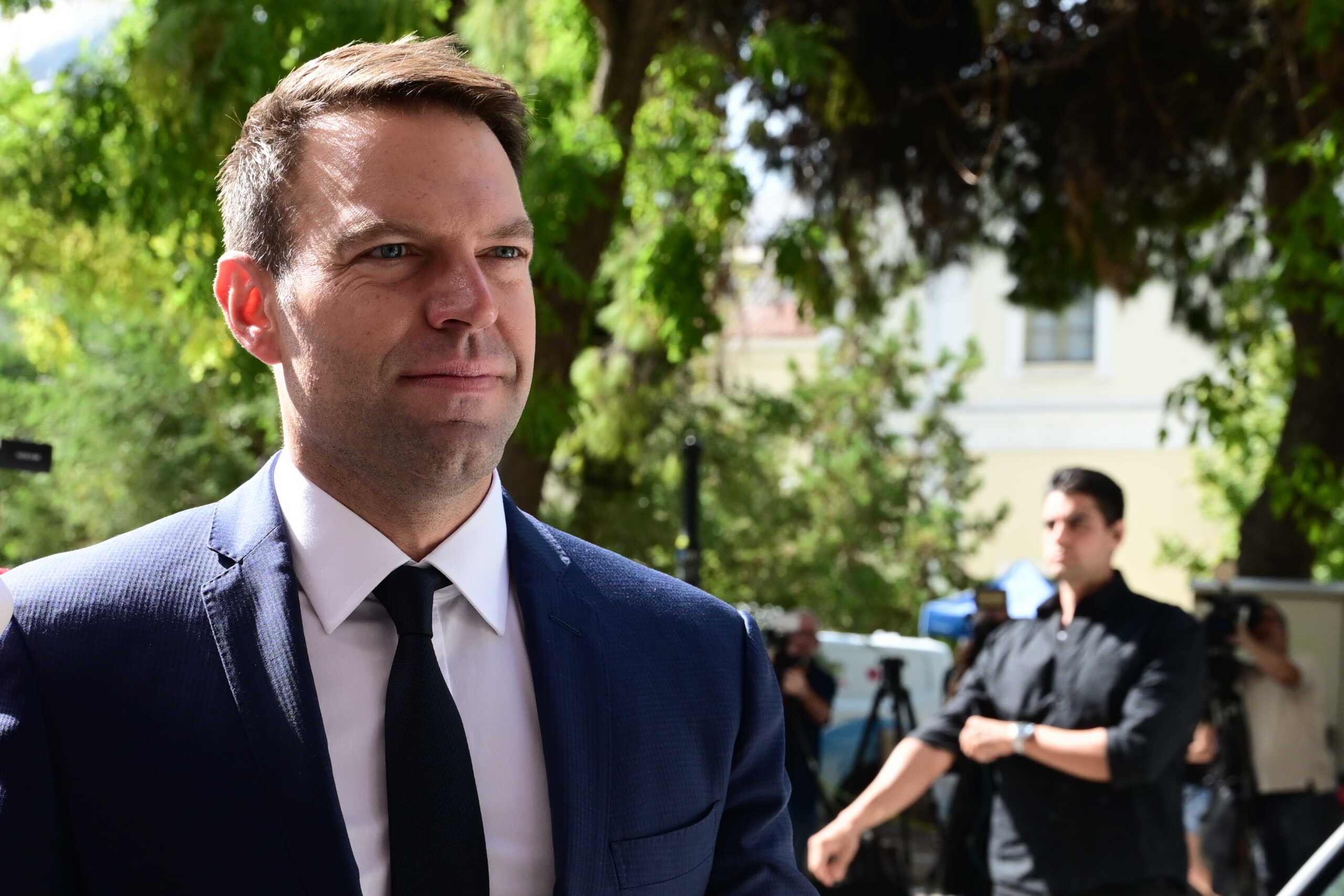 Συνάντηση των υποψηφίων για την προεδρία του ΣΥΡΙΖΑ - Προοδευτική Συμμαχία, στα γραφεία του κόμματος στην πλατεία Κουμουνδούρου, Πέμπτη 10 Οκτωβρίου 2024. 
(ΤΑΤΙΑΝΑ ΜΠΟΛΑΡΗ