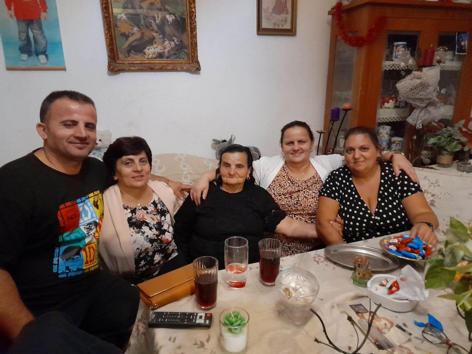Χανιά: «Τον εμπλέκουν άδικα» λέει η πρεσβυτέρα για τον ιερέα που κατηγορείται για τη δολοφονία της 75χρονης