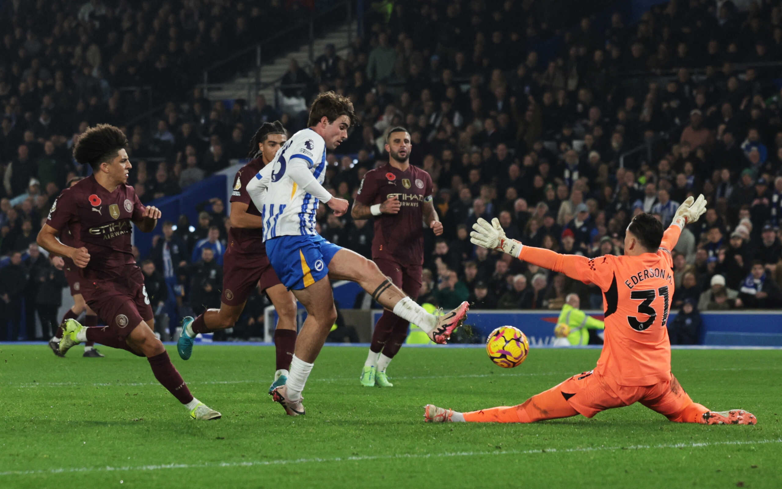 Soccer Football - Premier League - Brighton & Hove Albion v Manchester City - The American Express Community Stadium, Brighton, Britain - November 9, 2024 Brighton & Hove Albion's Matt O'Riley scores their second goal Action Images via Reuters