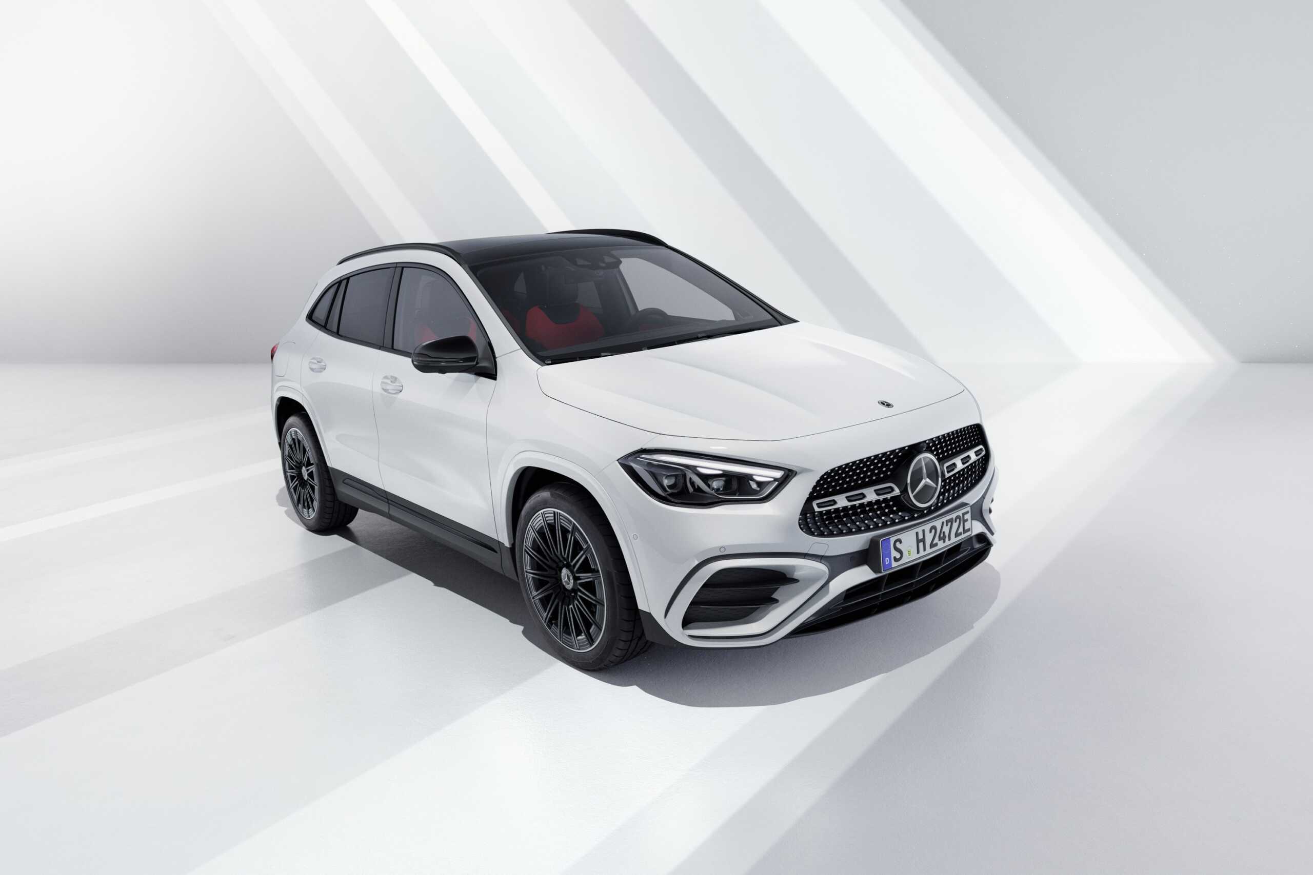 Mercedes-Benz GLA 250 e (preliminary figures: fuel consumption combined, weighted: 1.4-1.1 l

Mercedes-Benz GLA 250 e (preliminary figures: fuel consumption combined, weighted: 1.4-1.1 l
