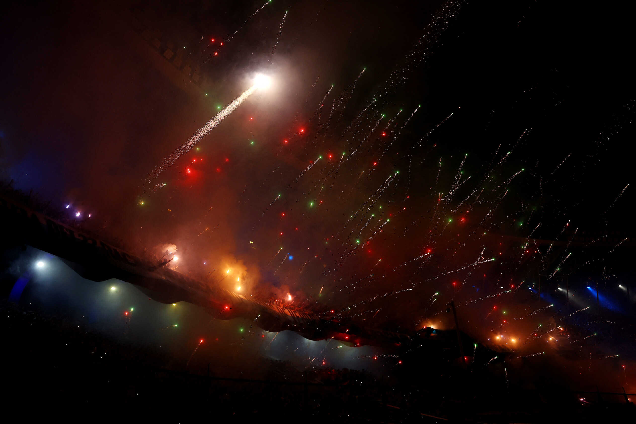Soccer Football - Copa Sudamericana - Semi Final - Second Leg - Racing Club v Corinthians - Estadio Presidente Peron, Avellaneda, Argentina - October 31, 2024 General view of fireworks outside the stadium before the match REUTERS