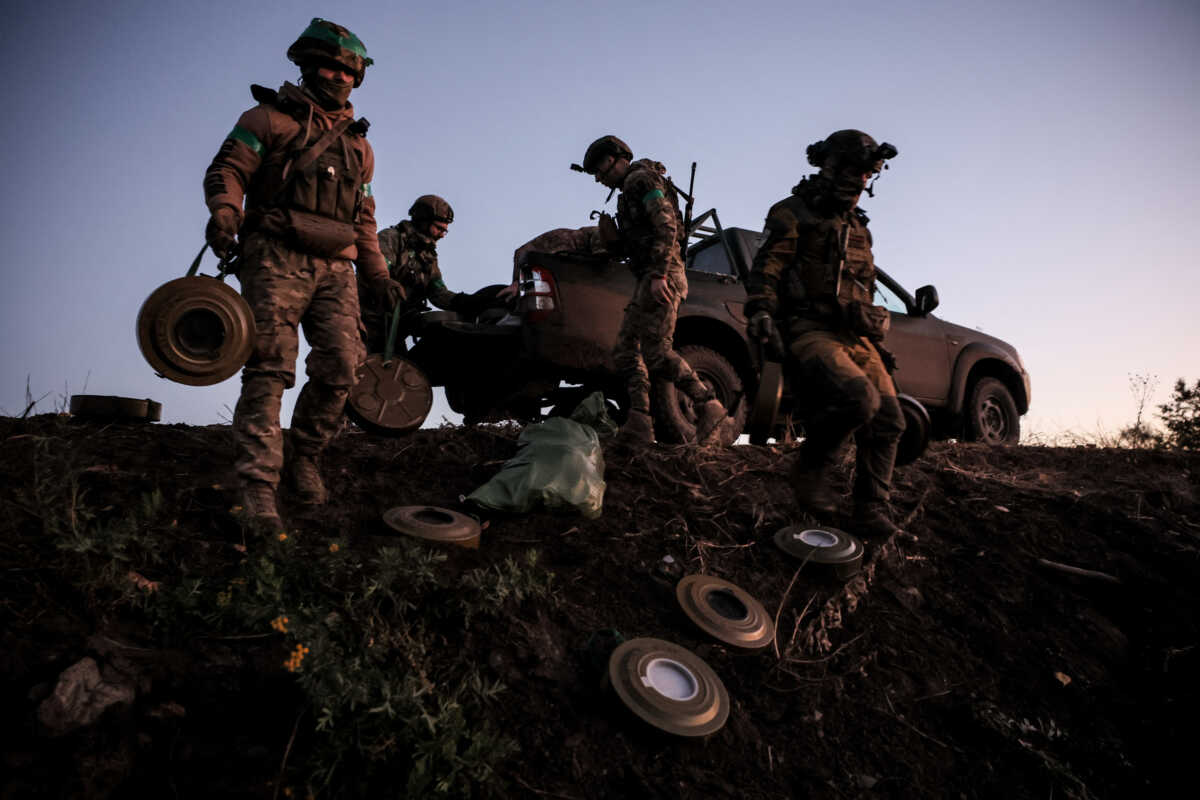 Sappers of the 24th mechanized brigade named after King Danylo prepare to install anti-tank landmines, amid Russia's attack on Ukraine, on the outskirts of the town of Chasiv Yar in the Donetsk region, Ukraine October 30, 2024. Oleg Petrasiuk