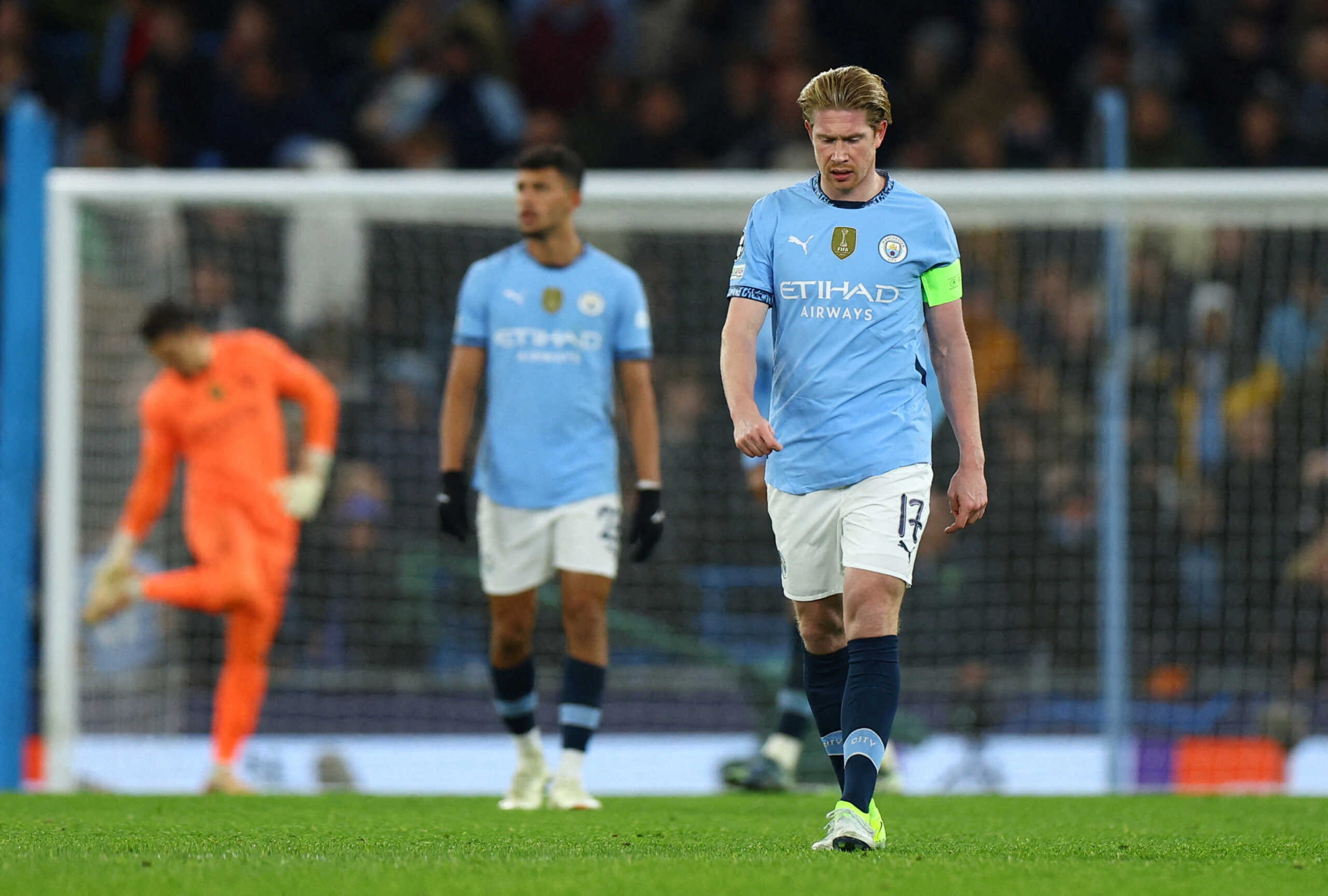Soccer Football - Champions League - Manchester City v Feyenoord - Etihad Stadium, Manchester, Britain - November 26, 2024 Manchester City's Kevin De Bruyne looks dejected after Feyenoord's David Hancko scores their third goal REUTERS