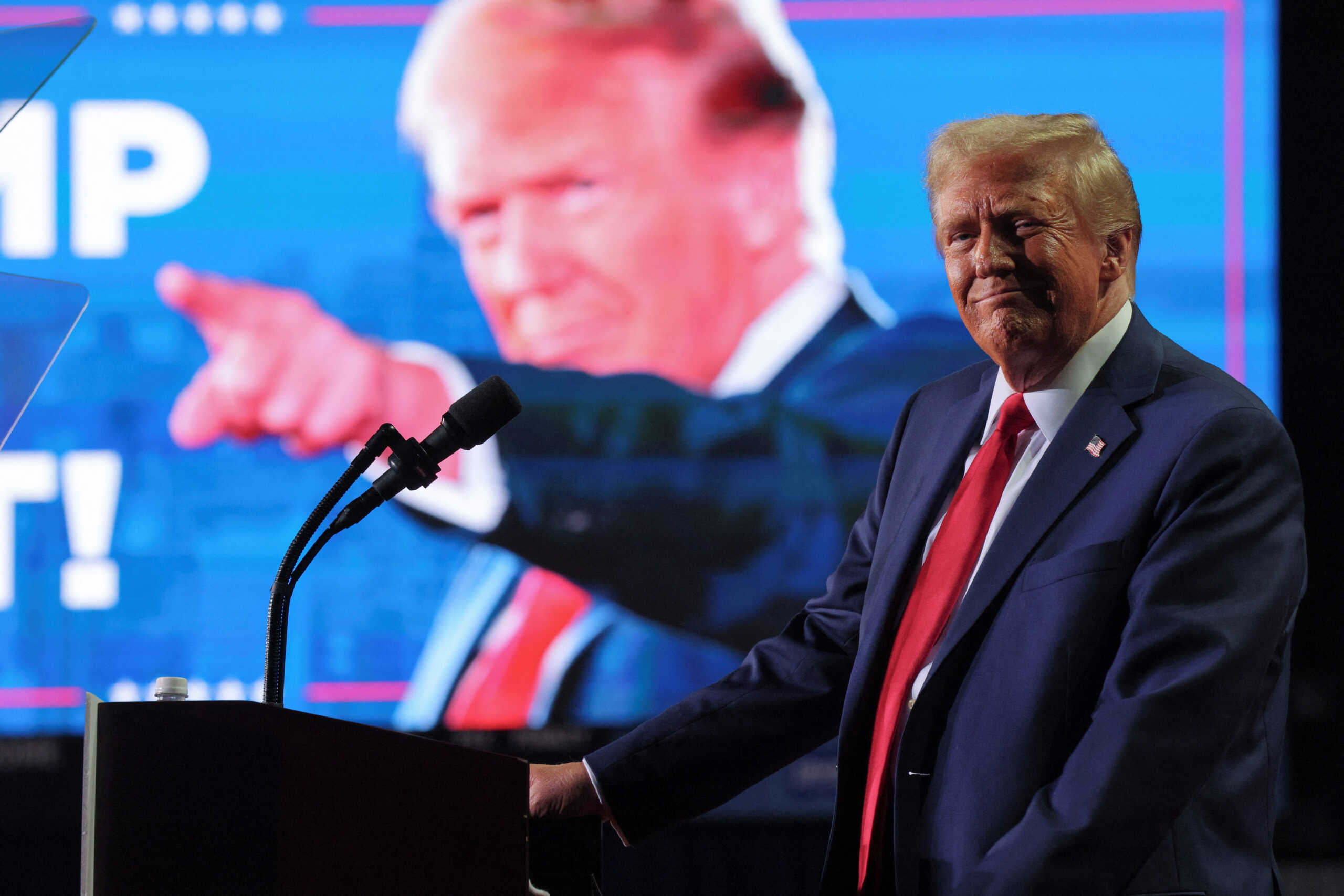 Republican presidential nominee and former U.S. President Donald Trump attends a campaign rally at Van Andel Arena in Grand Rapids, Michigan, U.S., November 5, 2024. REUTERS
