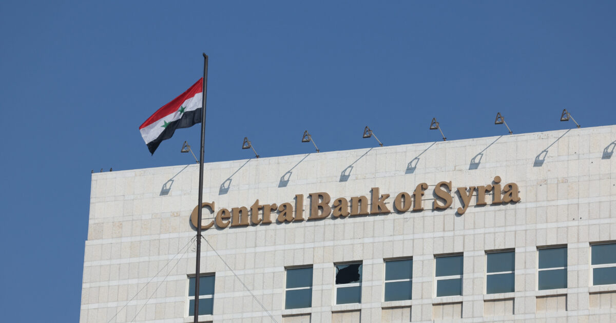 Syria: Banks are reopening, but not the economy – What is Assad “bequeathing” to Al-Jolani
