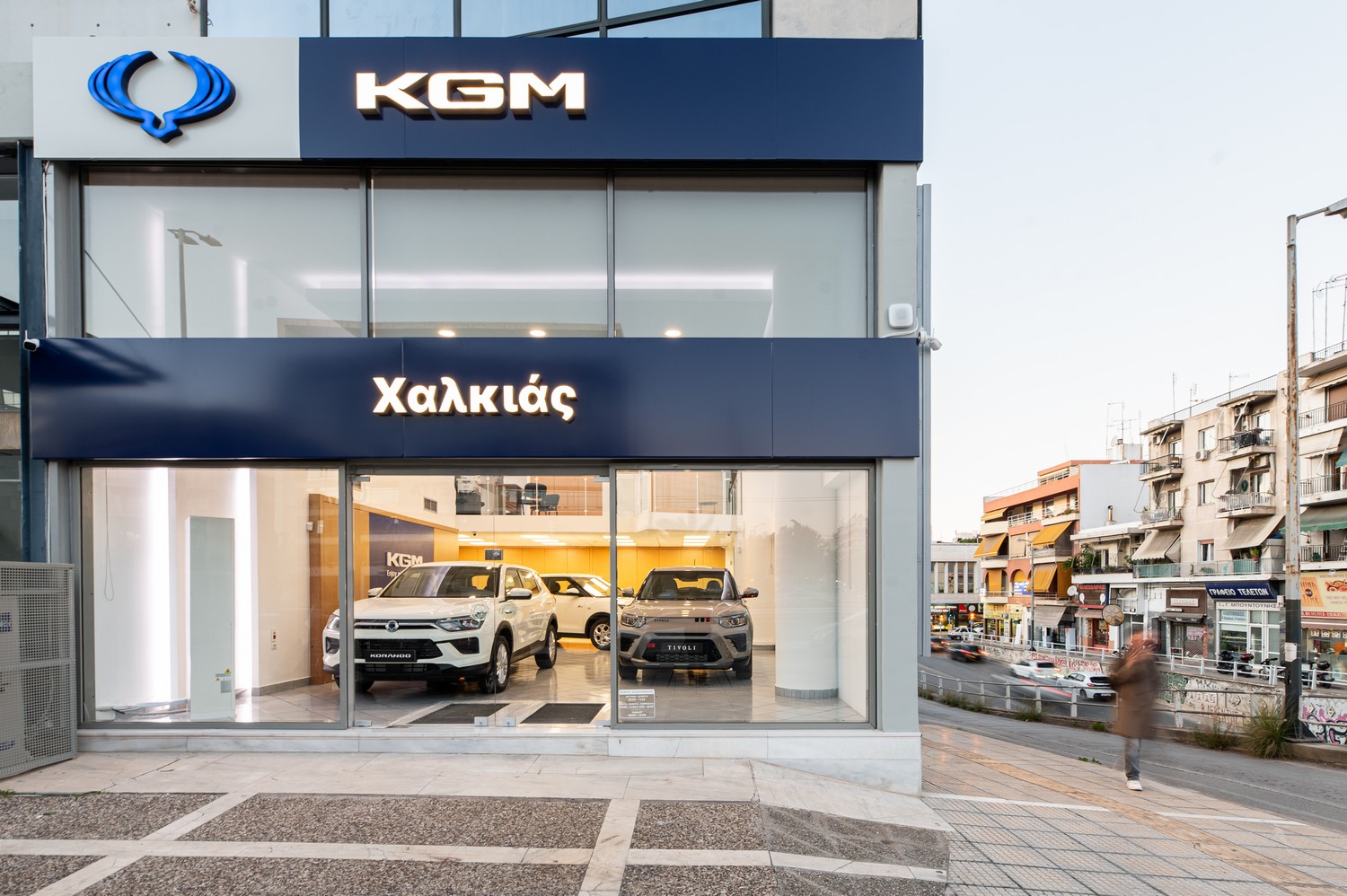 KGM: Στην Αθήνα το πρώτο κατάστημα