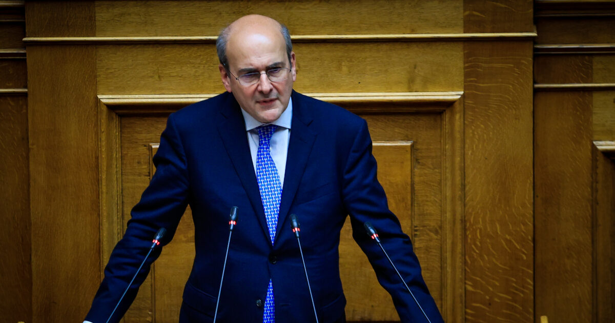 Kostis Hatzidakis: Advance announcements for a reduction in bank commissions