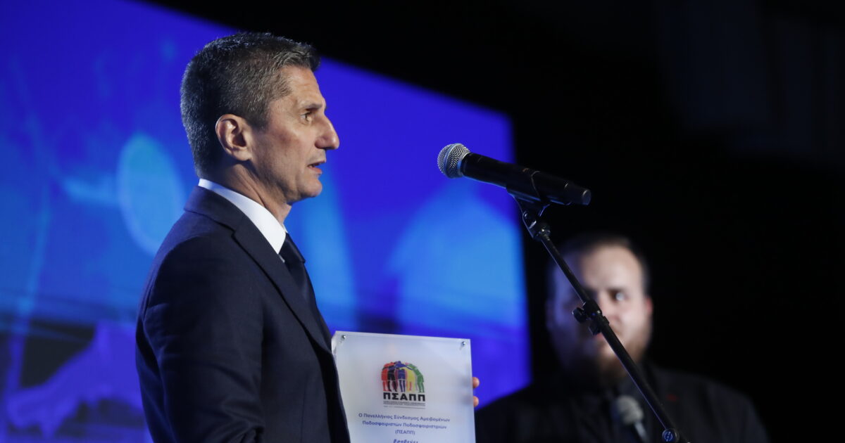 Razvan Lucescu the best football player award from PSAPP – The reference to Jovanovic, Mendiliber and Almeida