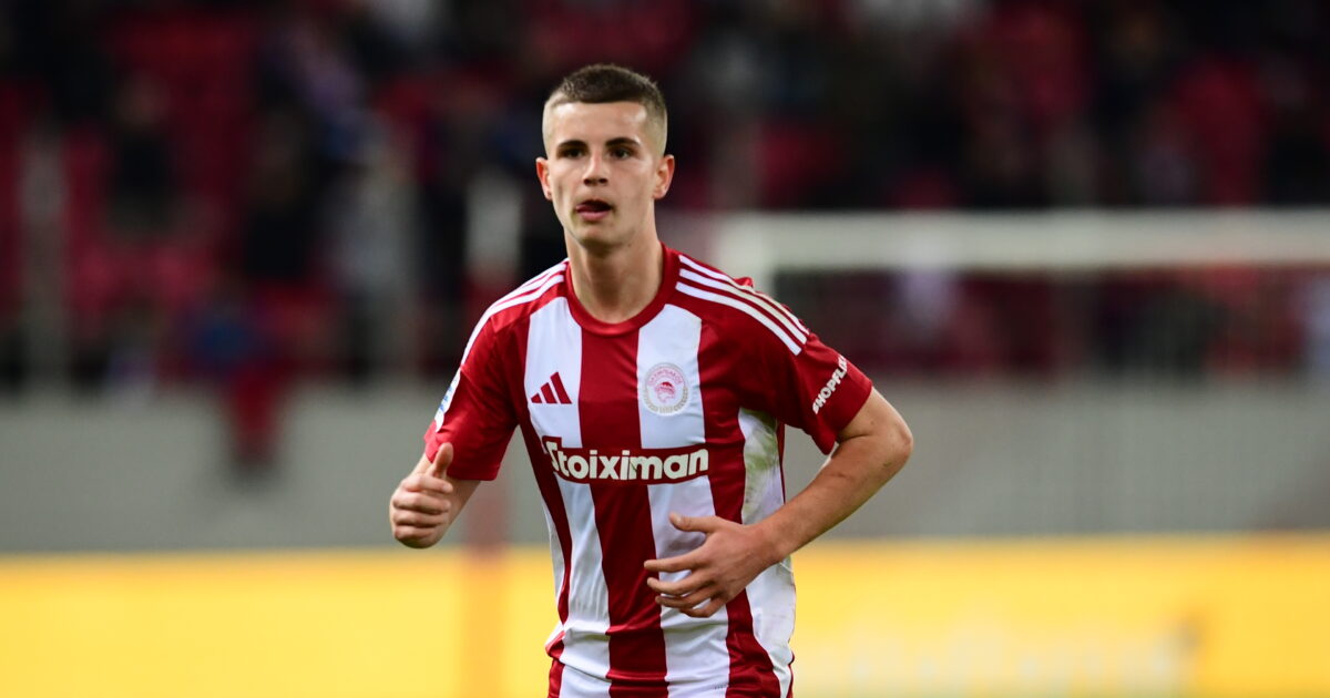 Christos Mouzakitis of Olympiacos was in the world Top10 with the top defensive mid -20s