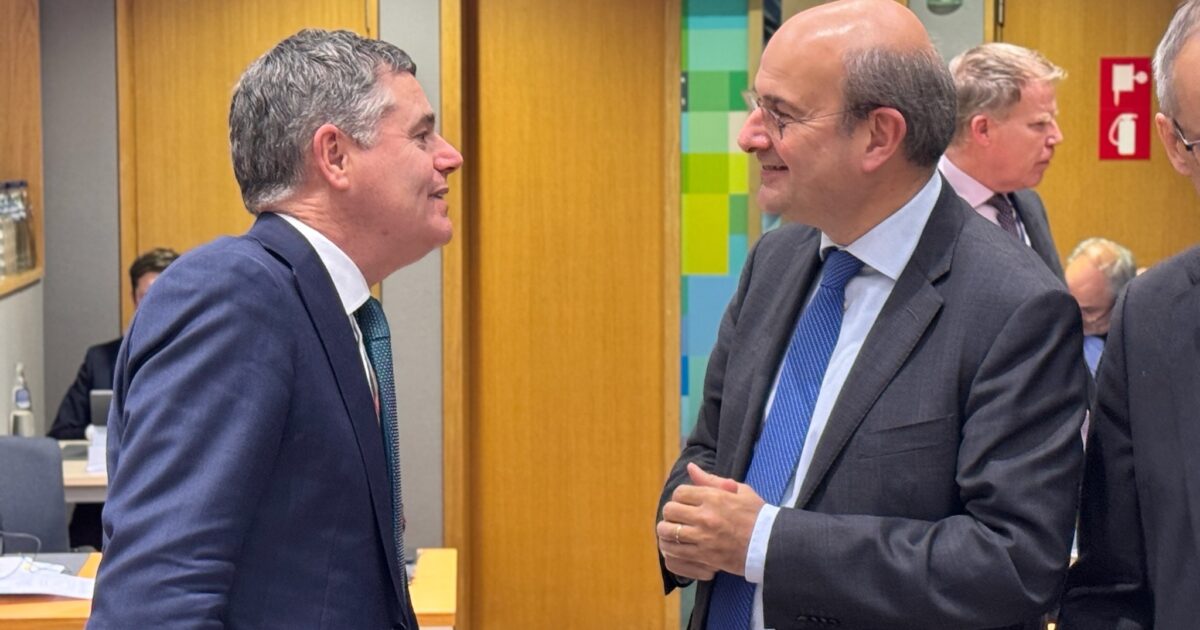 Greece among the 8 EU countries whose budget was approved without reservations by the Commission