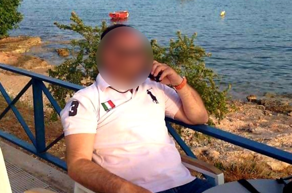Οι πρώτες συναντήσεις της συζύγου του αστυνομικού της Βουλής με τις τρεις κόρες της – Αλλαγή στάσης από τον 14χρονο γιο της