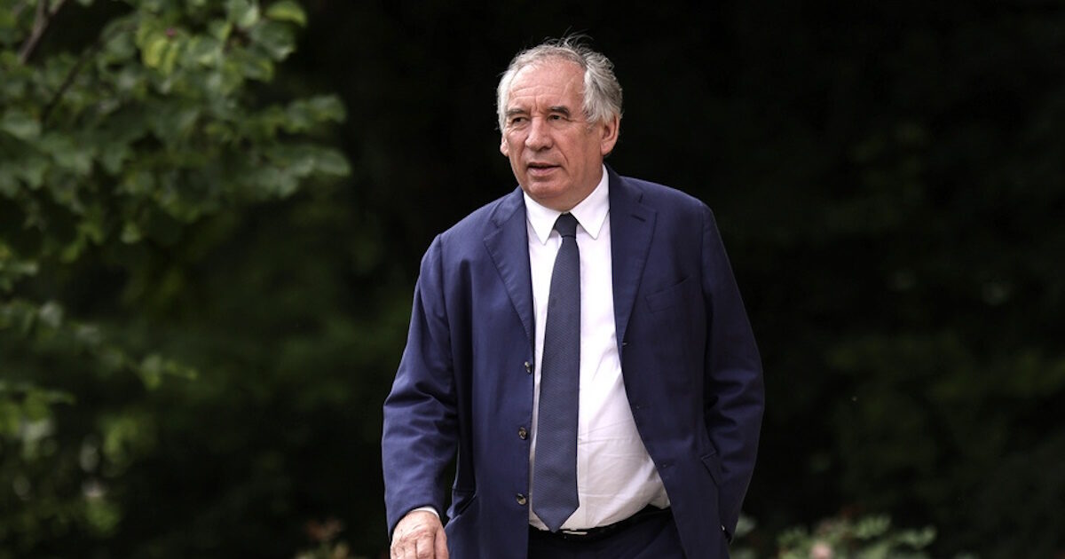 François Bairou is the new prime minister of France